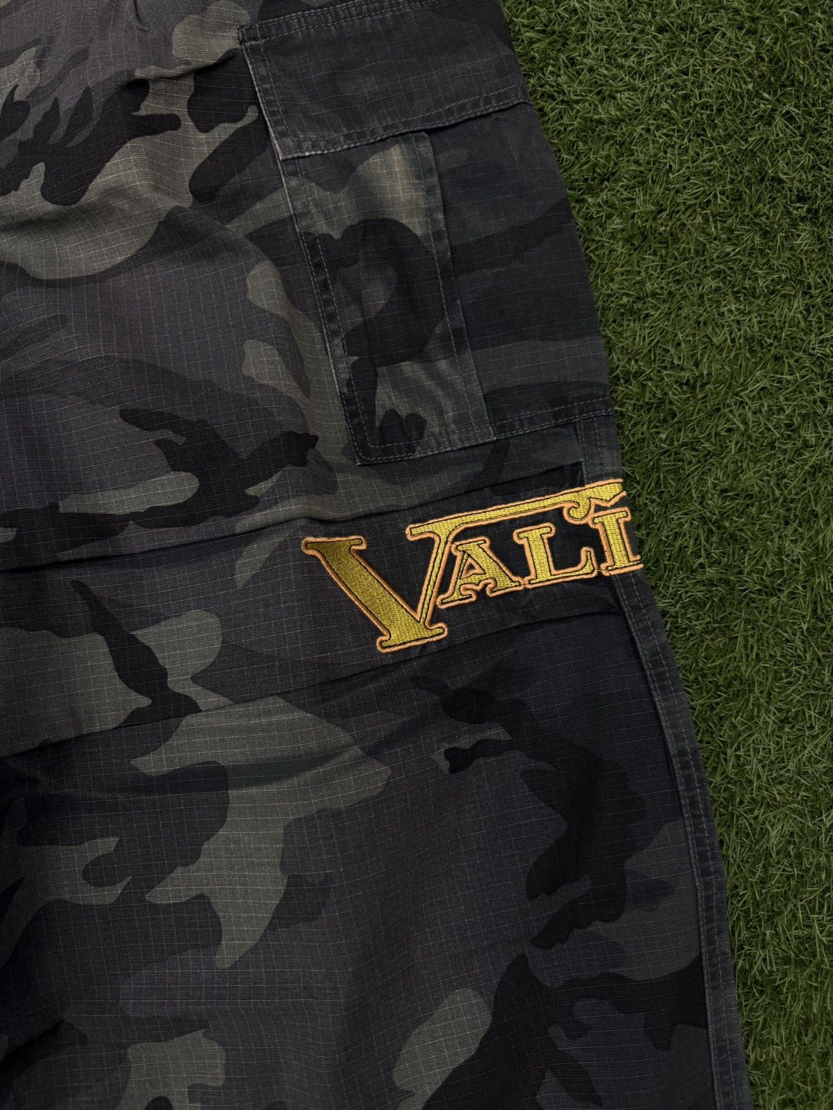 Vale Vale VA-1 Black Camo Cargo Sweatpants Size (32) NEW Size US 32 / EU 48 - 4 Thumbnail
