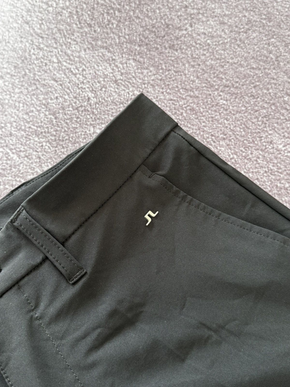 J.Lindeberg Luxury J.Lindeberg Classic Fit Black Pants Size 32" / US 10 / IT 46 - 9 Thumbnail