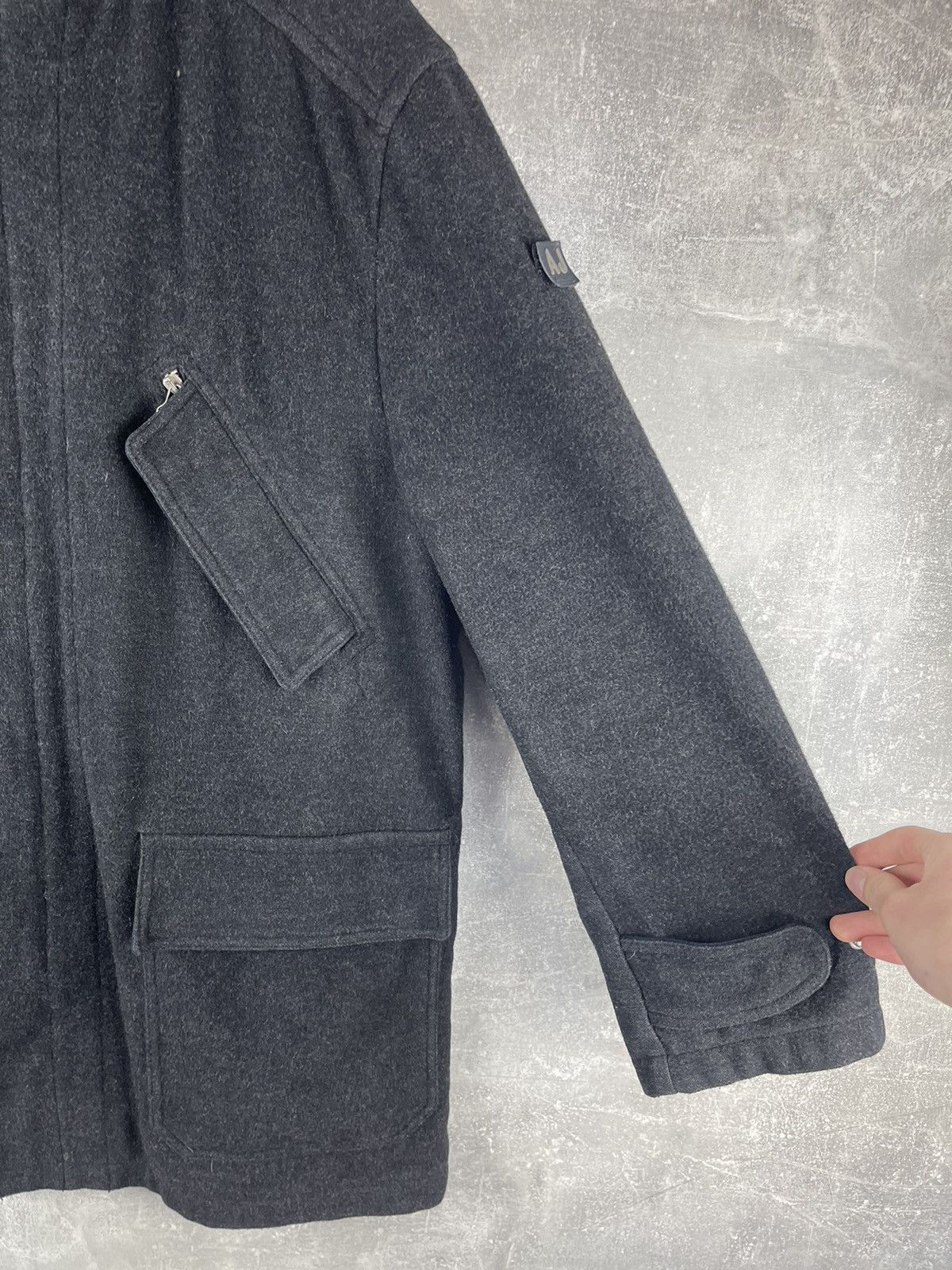 Armani Armani Jeans Vintage Hooded Wool Field Coat Dark Grey Size US L / EU 52-54 / 3 - 7 Thumbnail