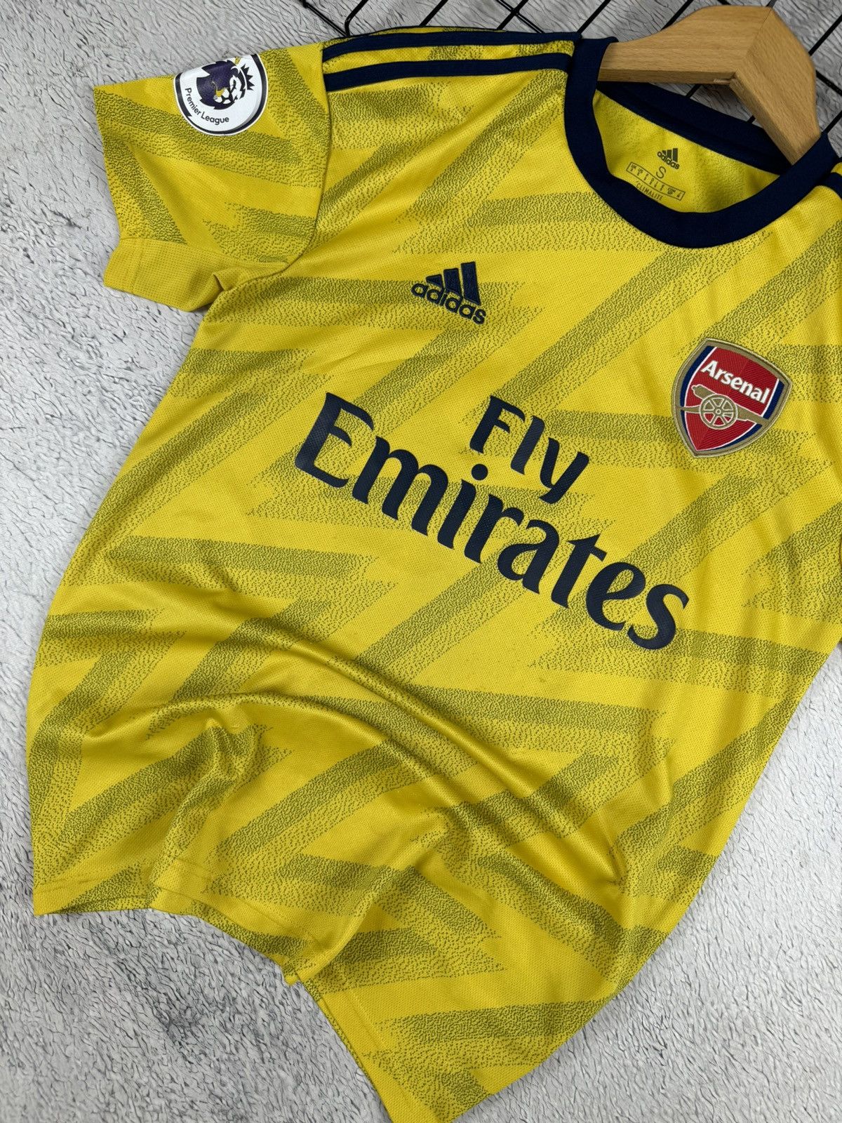 Adidas × Vintage TIERNEY Vintage Arsenal 2019/20 Adidas Jersey Blokcore S sz Size US S / EU 44-46 / 1 - 5 Thumbnail