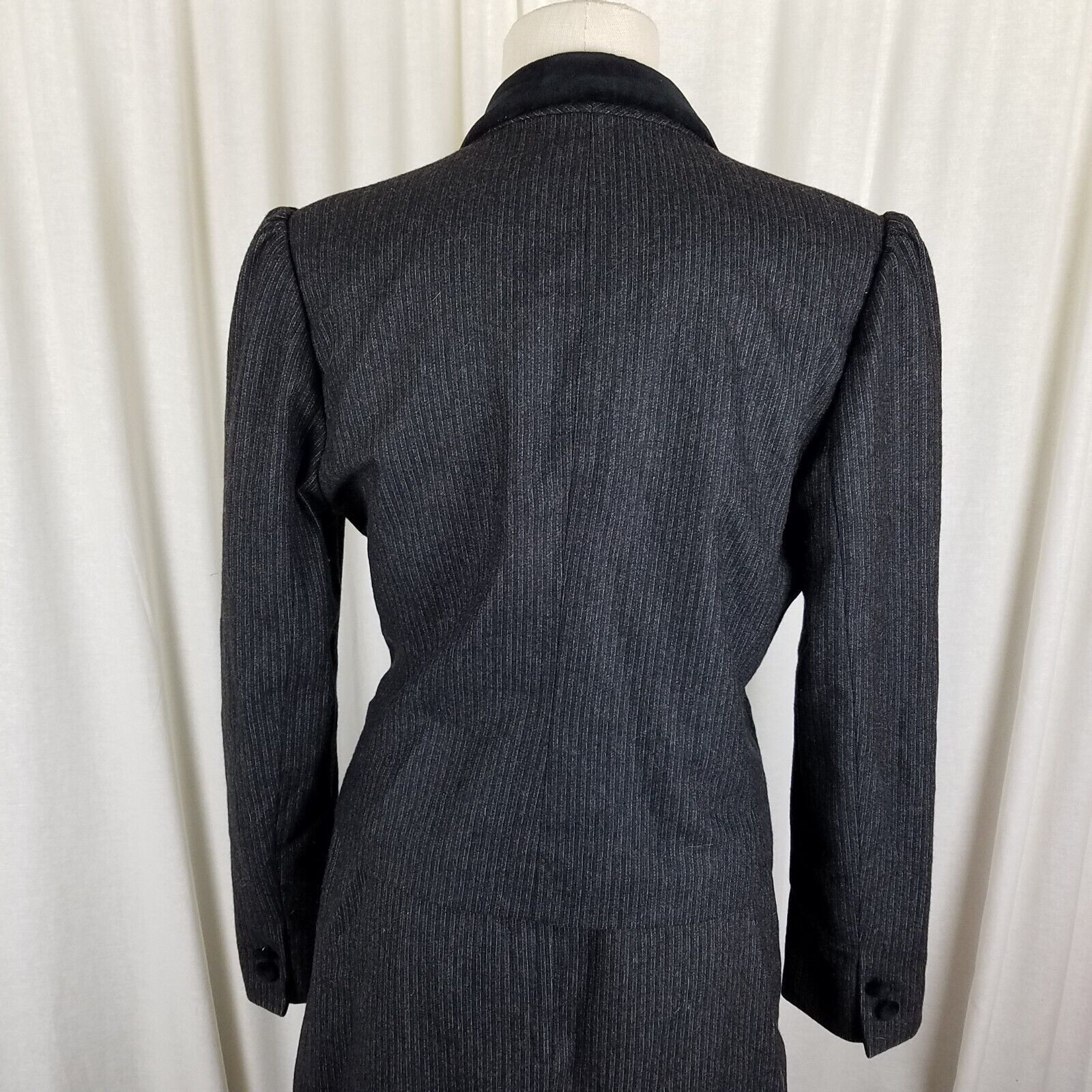 Vintage Vtg Sasson Pinstripe Wool Pencil Skirt Blazer Jacket Suit 10 Size L / US 10 / IT 46 - 4 Thumbnail