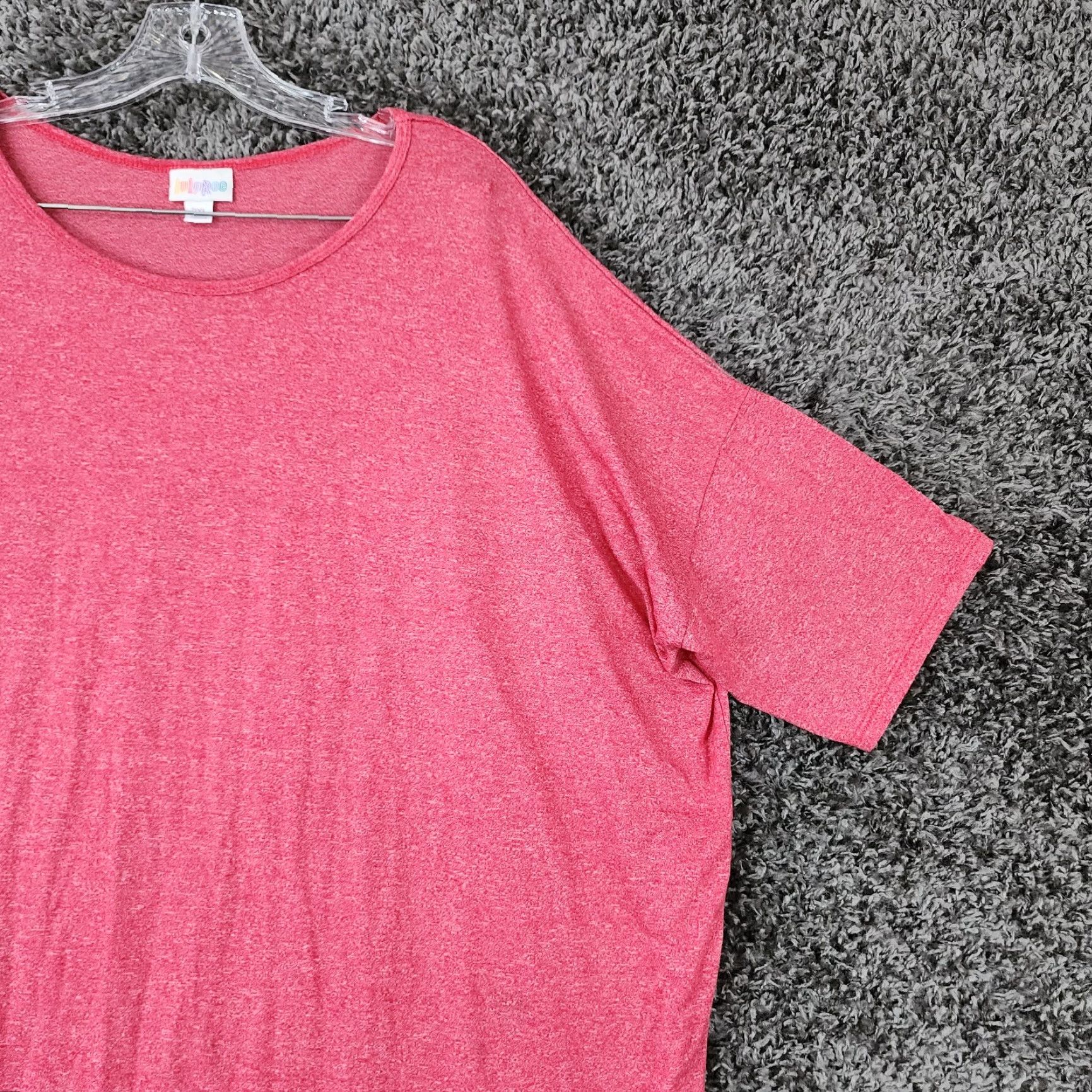 Vintage LULaRoe T-Shirt Women's Heathered Pink Short Sleeve Size 2XL Adult Pink Tee Ladies Short Sleeve 2XL Size 40" / US 18 - 3 Thumbnail
