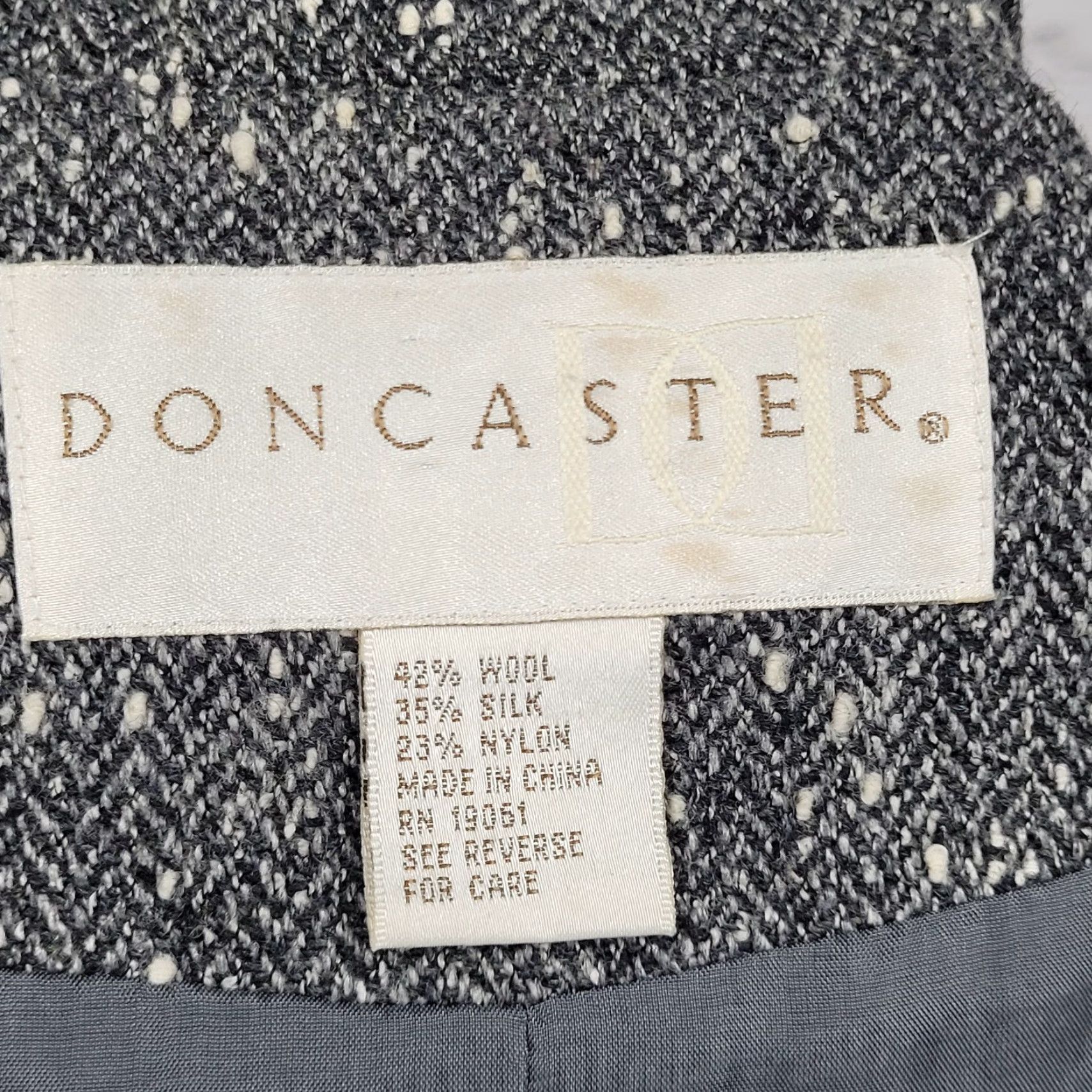 Vintage VTG Don Caster Blazer Women L Wool Silk Herringbone Notch Three-Button Single-Breasted Jacket Crew? Size L / US 10 / IT 46 - 3 Thumbnail