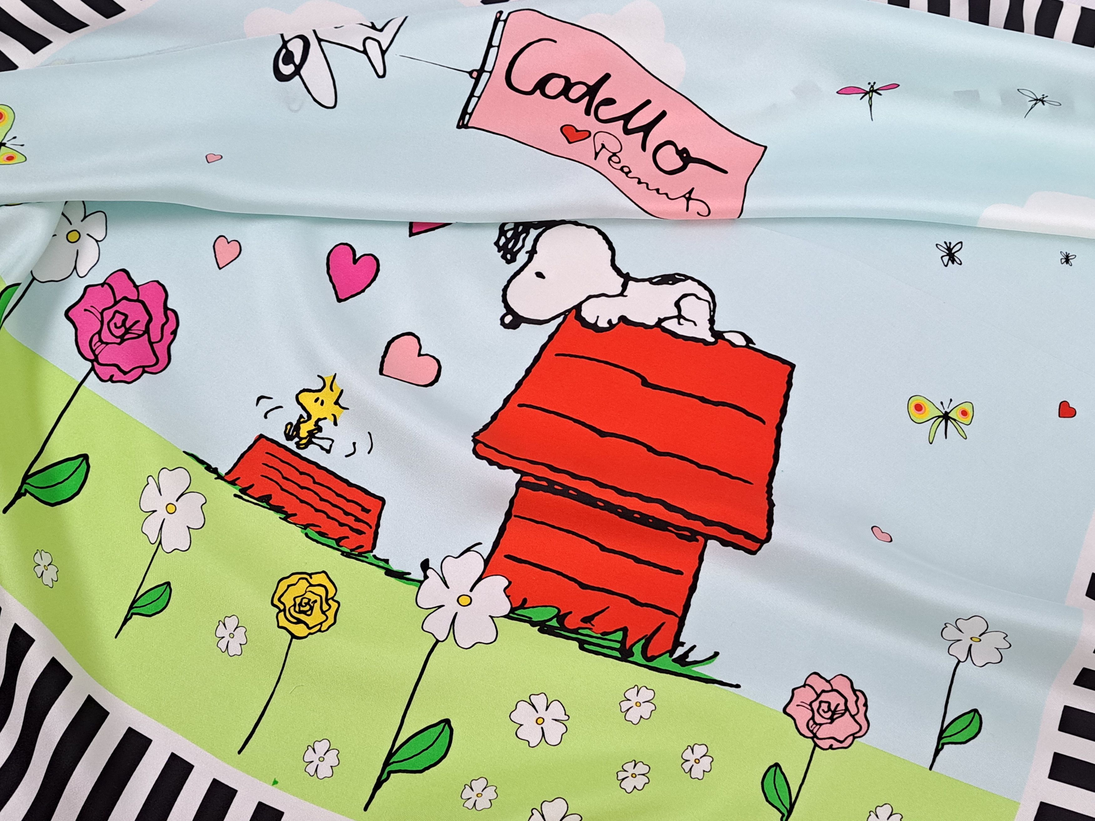 Designer CODELLO Loves Peanuts - Snoopy - funy silk scarf. Size ONE SIZE - 2 Thumbnail