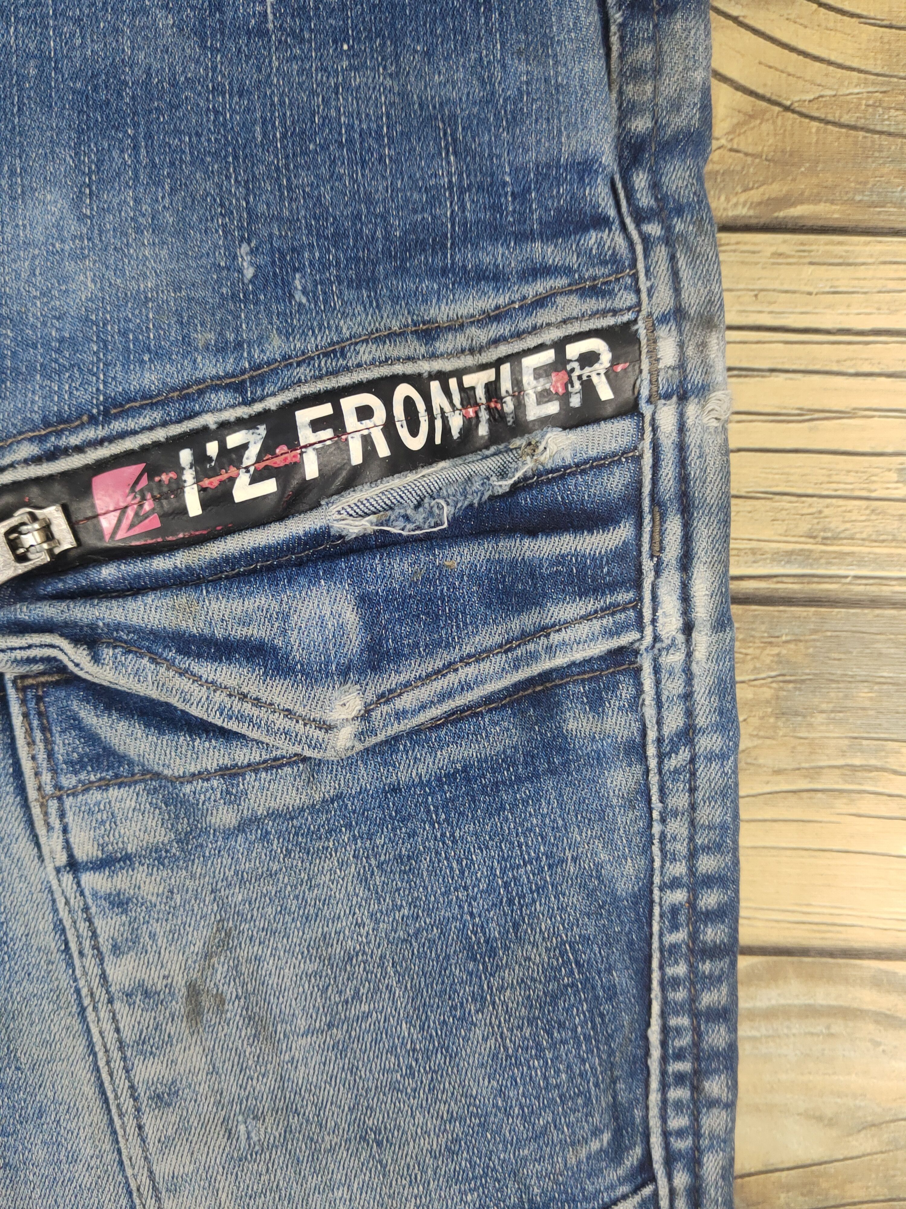 Japanese Brand I'z Frontier Dark Blue Distressed Ripped Jeans #W2008 Size US 30 / EU 46 - 7 Thumbnail