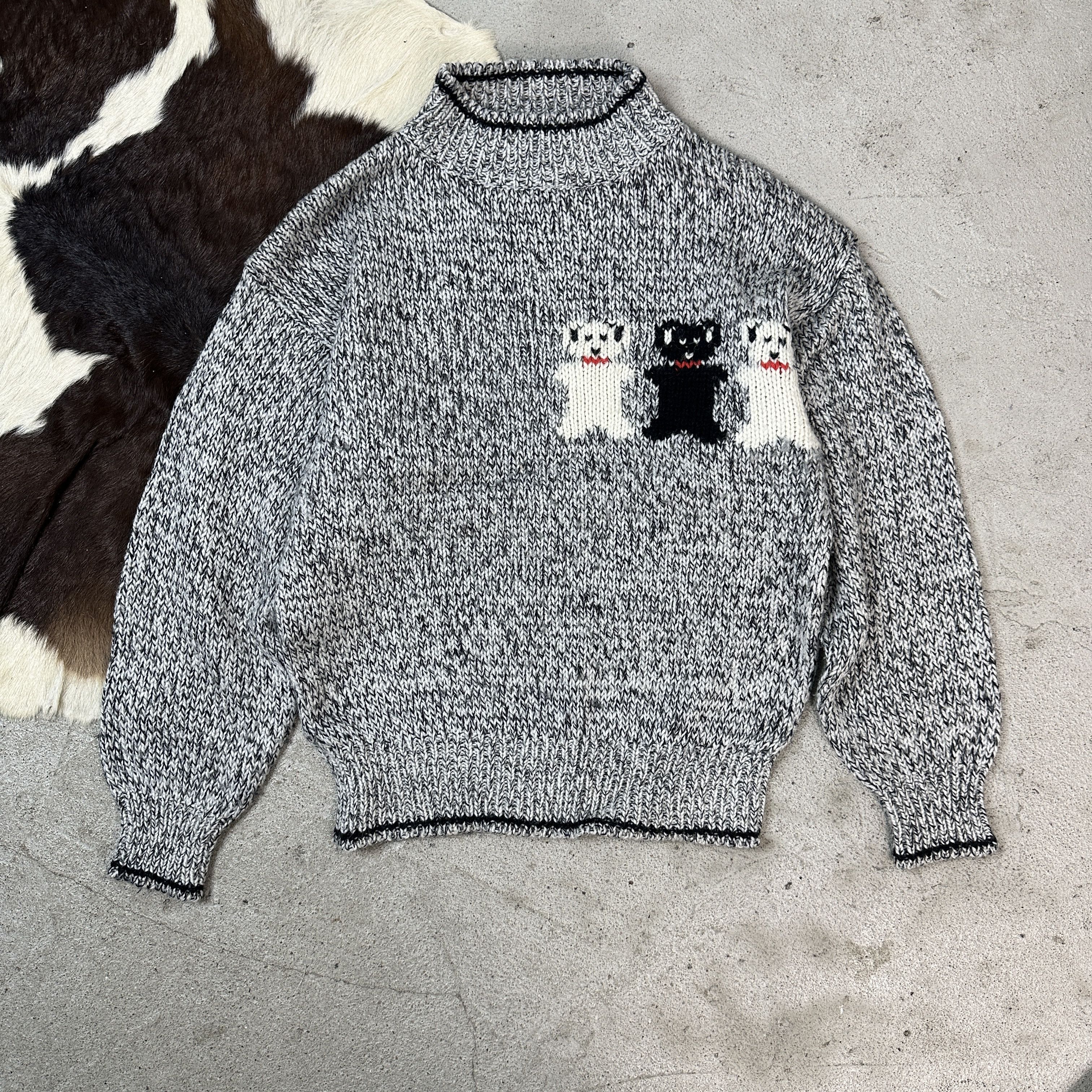 Vintage Vintage Teddy Bear Sweater Size M / US 6-8 / IT 42-44 - 2 Thumbnail