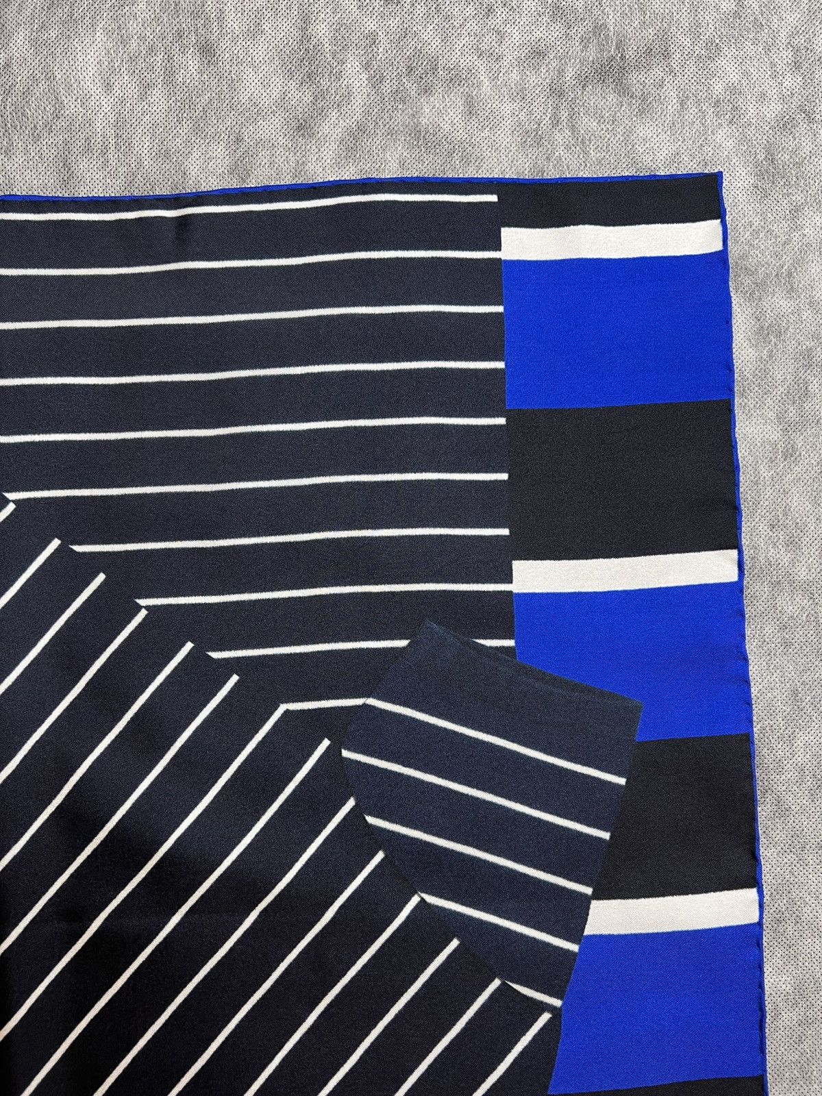 Pierre-Louis Mascia Pierre-Louis Mascia scarf 100% silk Size ONE SIZE - 3 Thumbnail