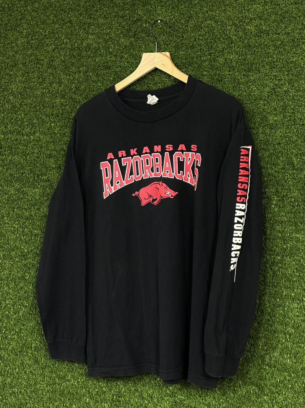 Vintage University of Arkansas Razorbacks Black Red Hog Long Sleeve Size US L / EU 52-54 / 3 - 1 Thumbnail