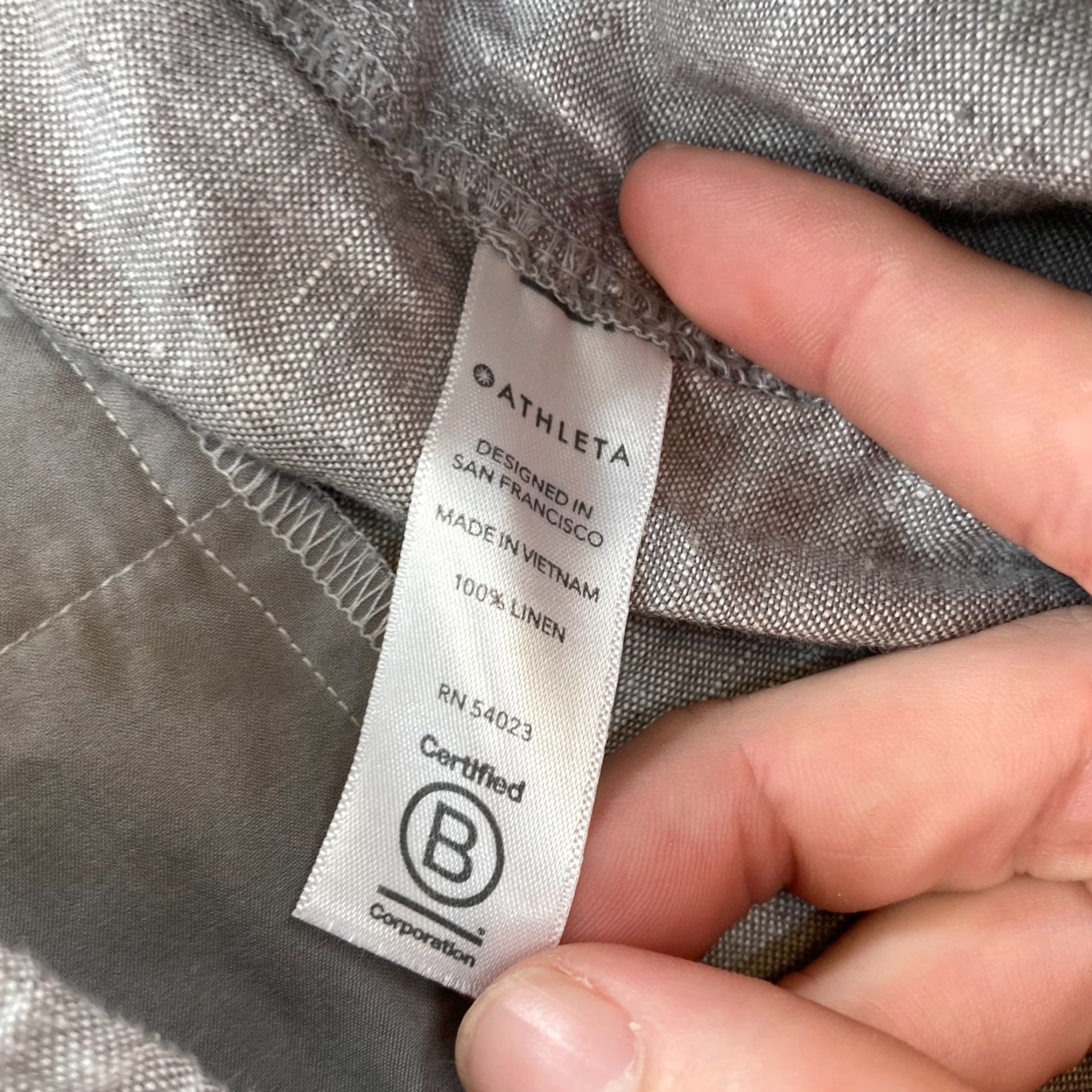 Athleta Athleta Cabo Linen 4" Short Women's 14 Gray Lightweight Drawstring Beach Preppy Linen Chino Shorts Mens? No, Women. Size 36" / US 14 / IT 50 - 5 Thumbnail