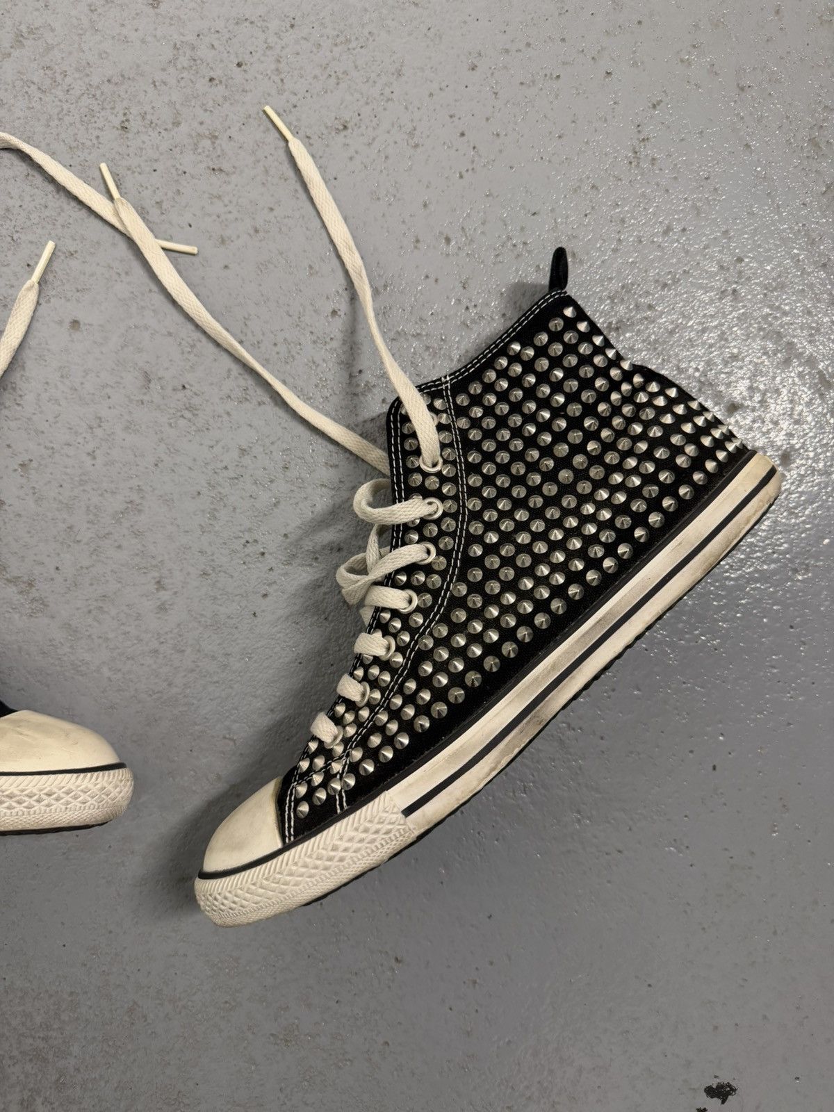 Hollywood Trading Company HTC Hollywood Trading Company Studded High Top Sneakers Size US 9 / EU 42 - 4 Thumbnail