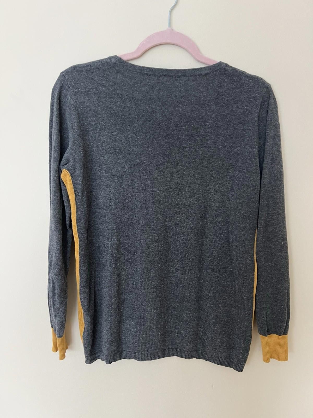 The Unbranded Brand Gray Knit Sweater Contrast Mustard Panels Long Sleeve Size M Size M / US 6-8 / IT 42-44 - 2 Thumbnail