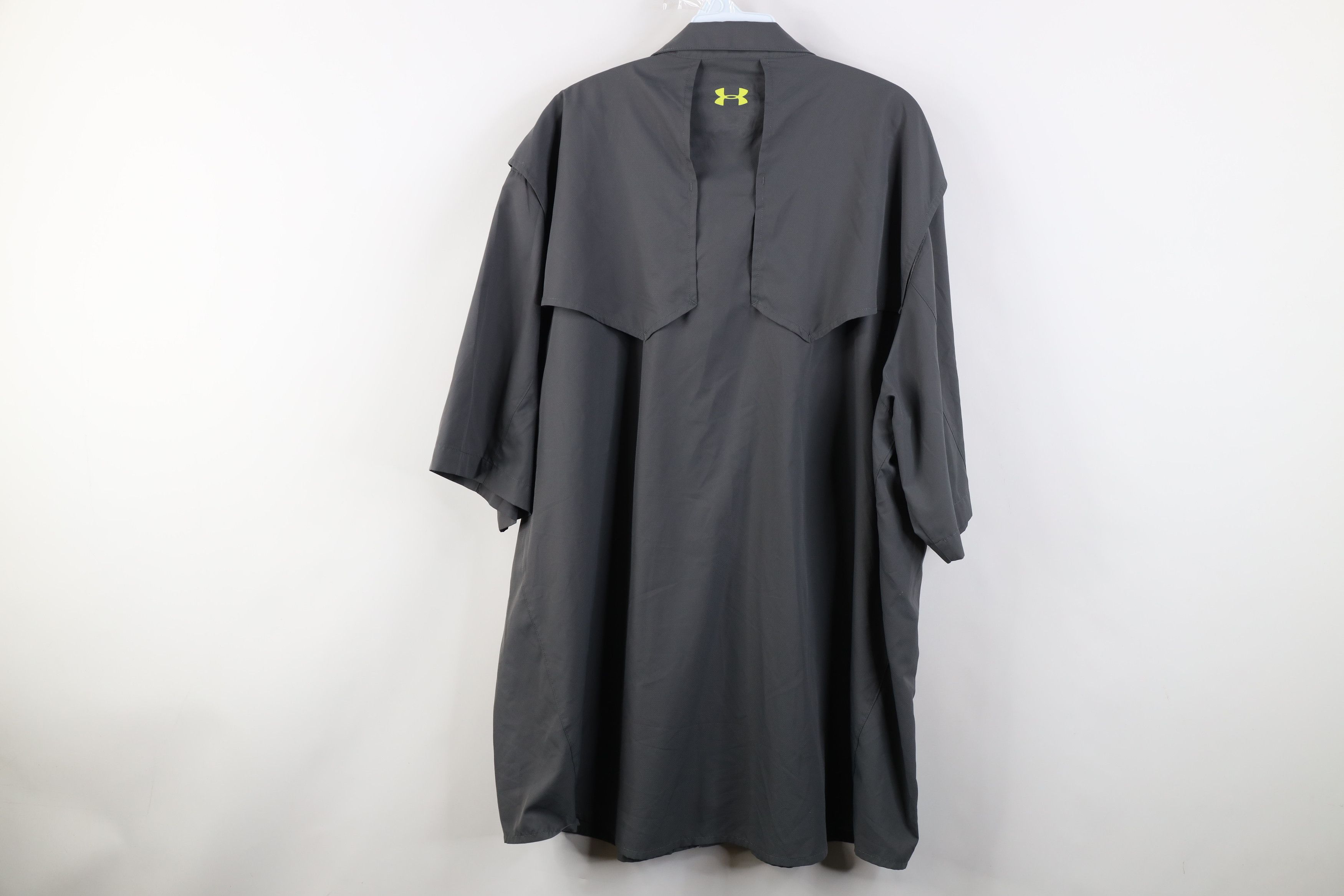 Under Armour Under Armour ColdBlack Short Sleeve Woven Button Shirt Size US XXL / EU 58 / 5 - 15 Thumbnail