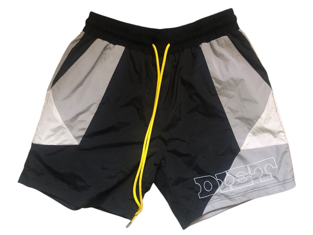 Diet Starts Monday Black Diet Shorts Size US 32 / EU 48 - 1 Preview