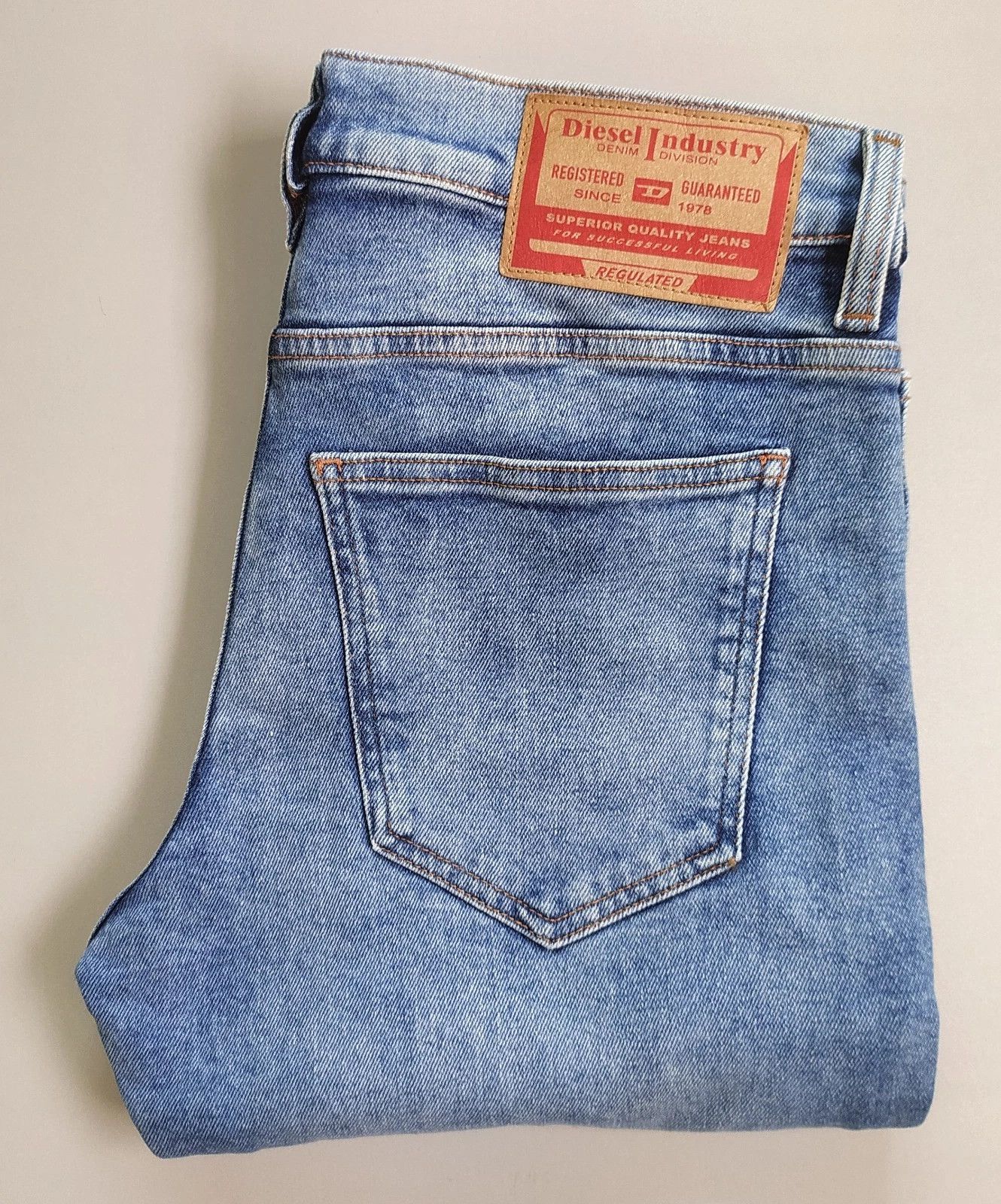 Diesel Diesel 2019 D-STRUKT-R L.32 MENS JEANS T/9665 Size US 32 / EU 48 - 1 Thumbnail
