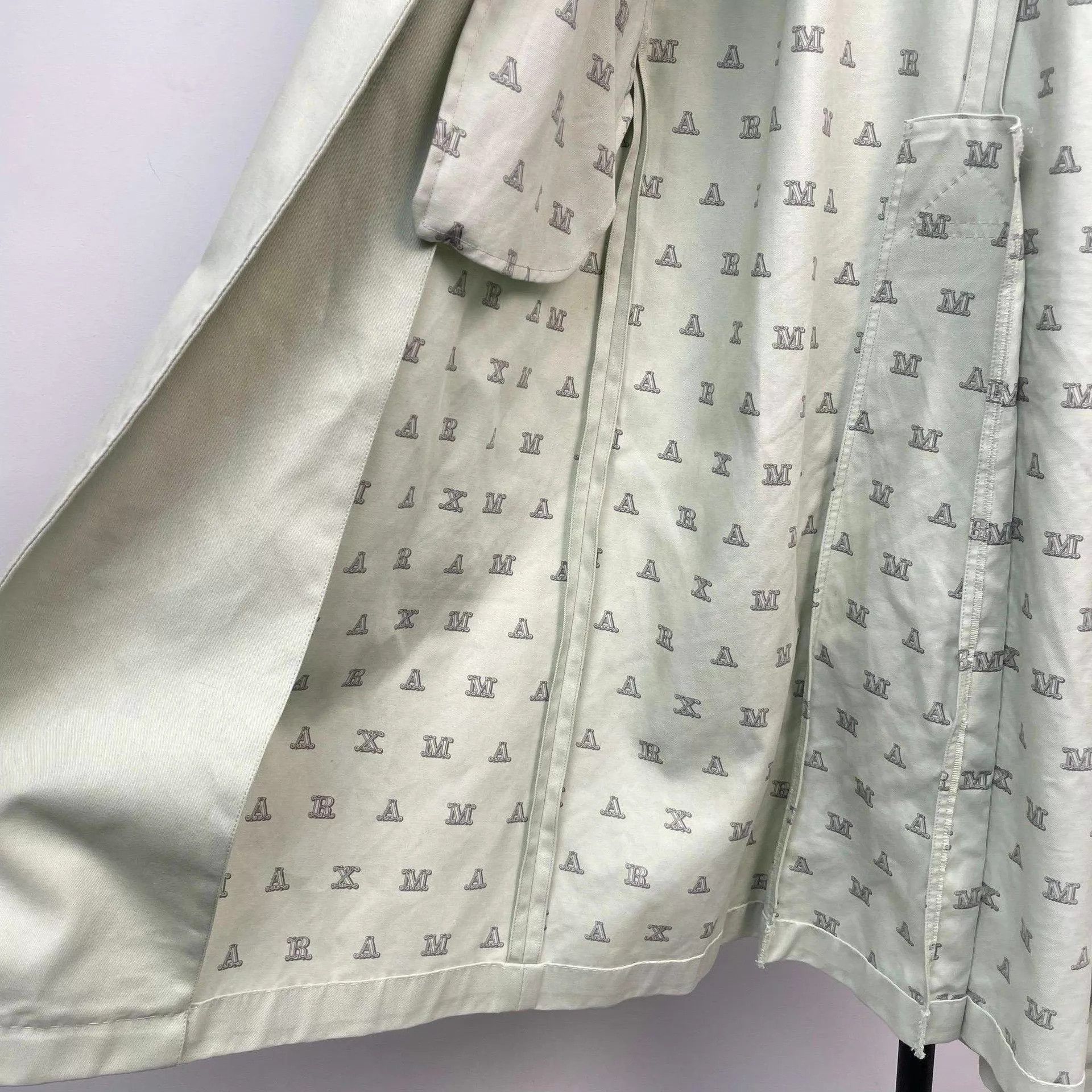 Max Mara MaxMara light green db long belted coat 38 Size S / US 4 / IT 40 - 6 Thumbnail