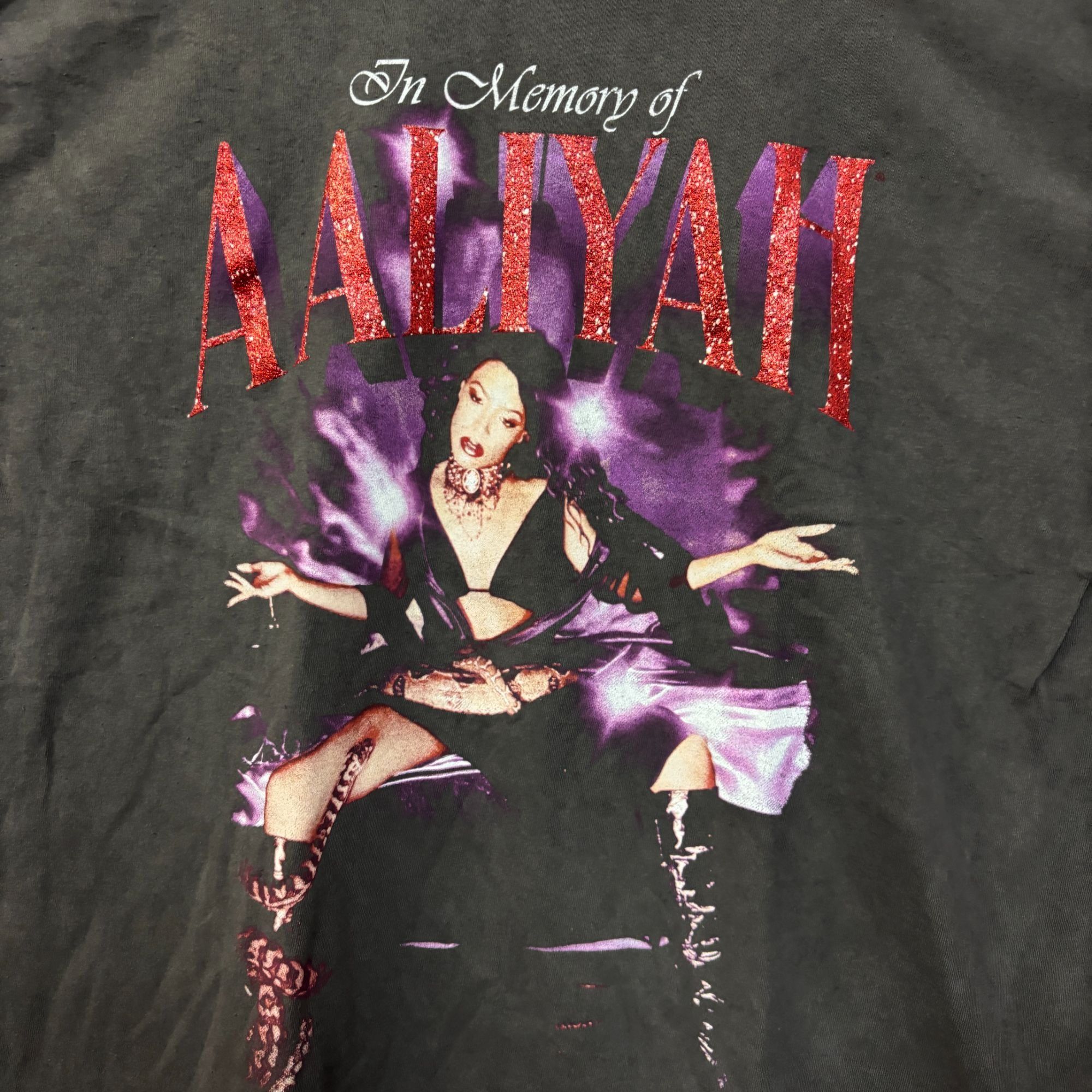 Band Tees Aaliyah in memoriam glitter Tshirt size large Size US L / EU 52-54 / 3 - 2 Thumbnail