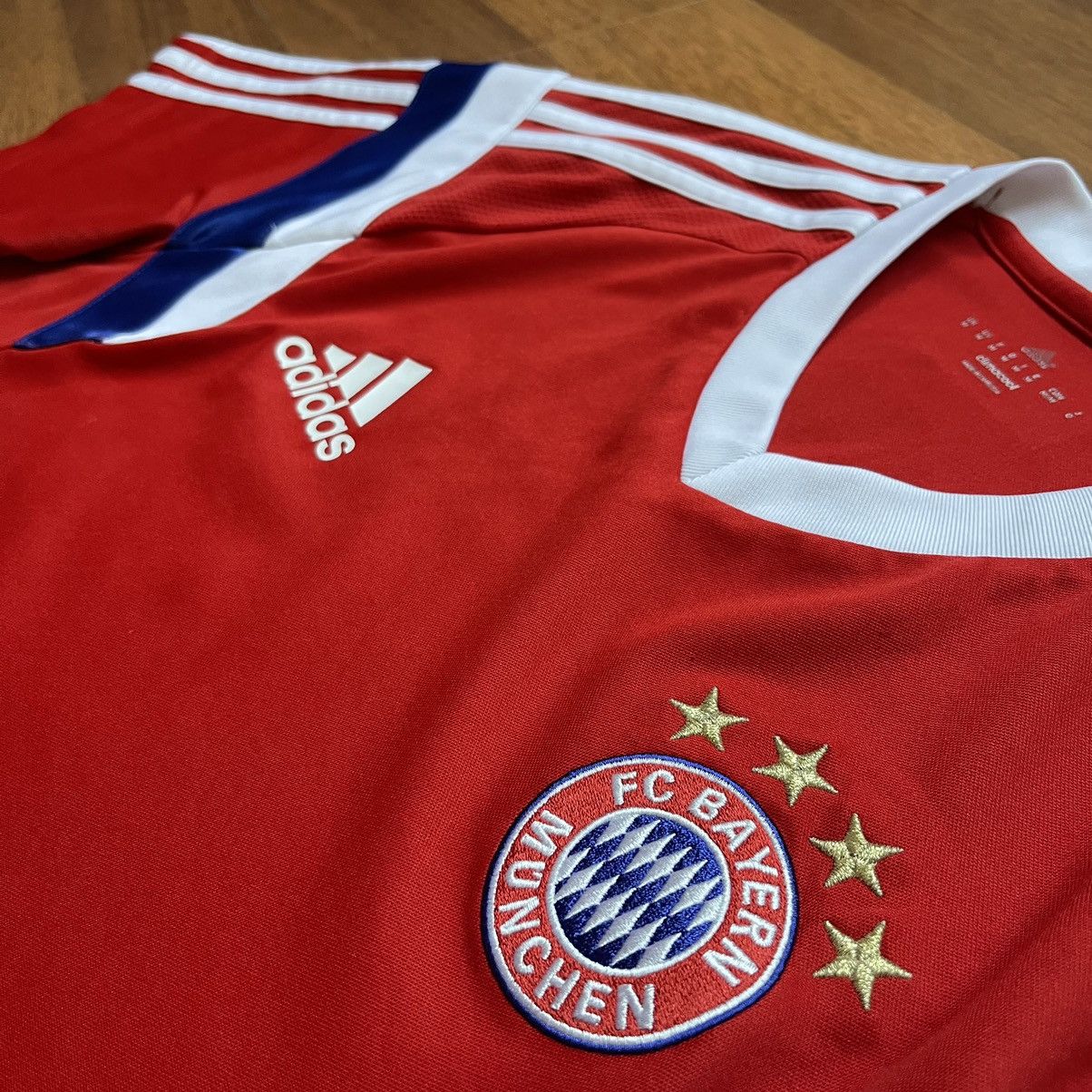 Adidas × Vintage BAYERN ADIDAS 2014/2015 FOOTBALL SOCCER TRAINING JERSEY Size US M / EU 48-50 / 2 - 4 Thumbnail