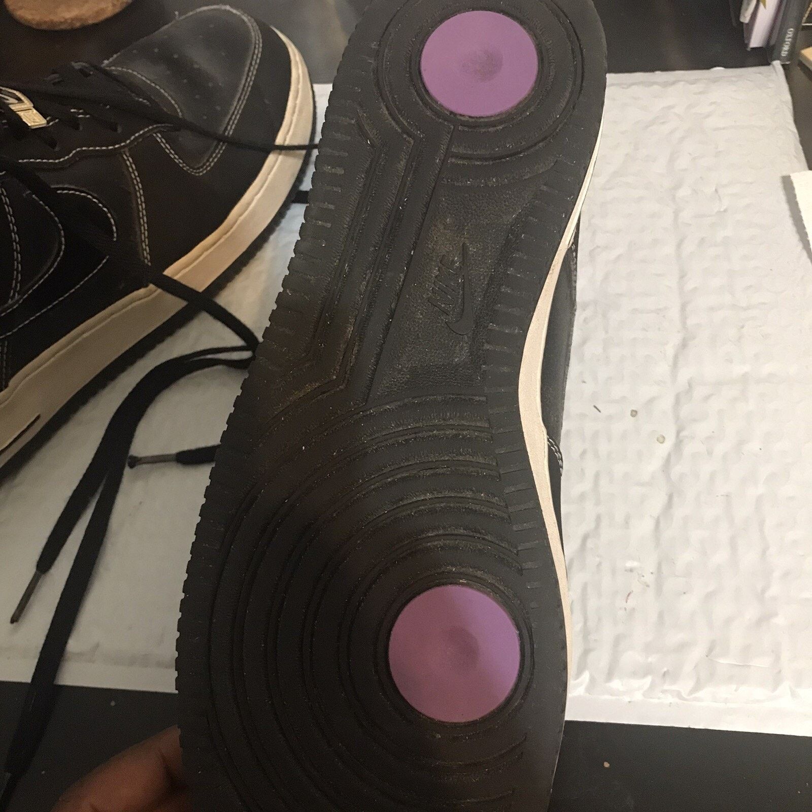Nike Size 12 - Nike Air Force 1 '07 LV8 EMB Low Champ - Lakers Size US 12 / EU 45 - 8 Thumbnail