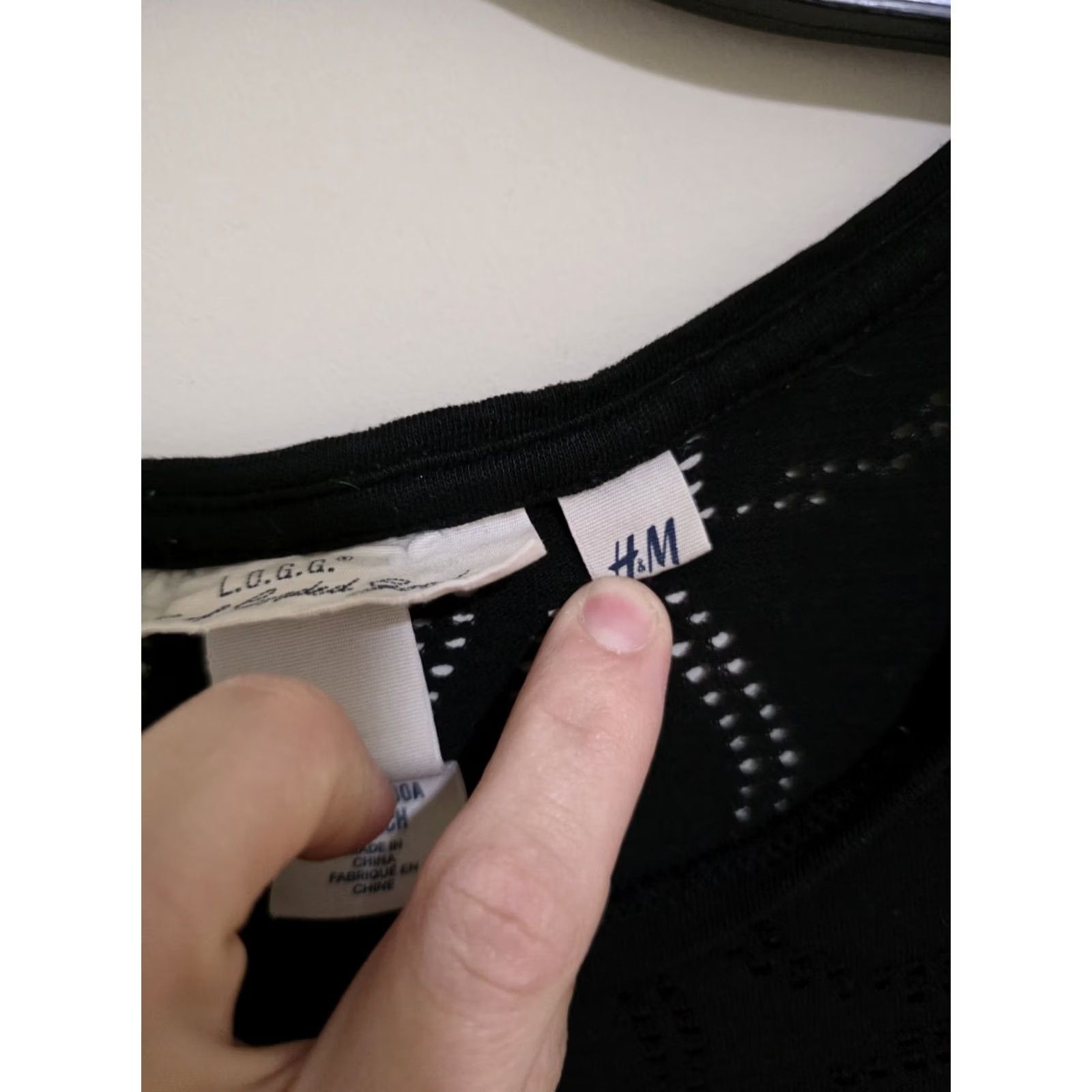 Vintage LOGG Label of Graded Goods Women's Laser Cut Sleeveless Black Top XS Blouse Casual Regular Knitted/Basic (Pre-owned) Womens Size XS / US 0-2 / IT 36-38 - 3 Thumbnail