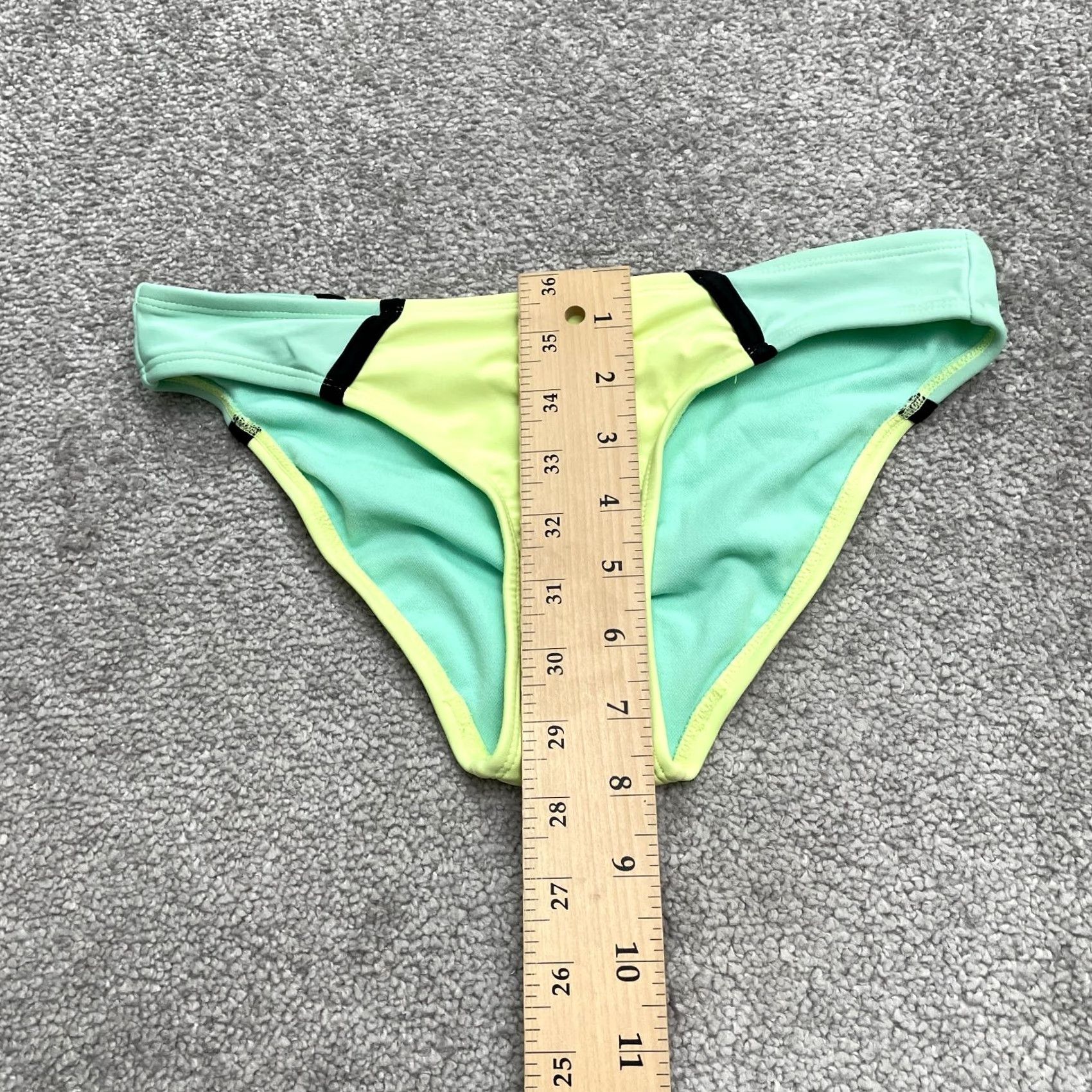 Vintage Xhilaration Bikini Bottom Womens Small Yellow Green Low Rise Beach Pool Size 28" / US 6 / IT 42 - 5 Thumbnail