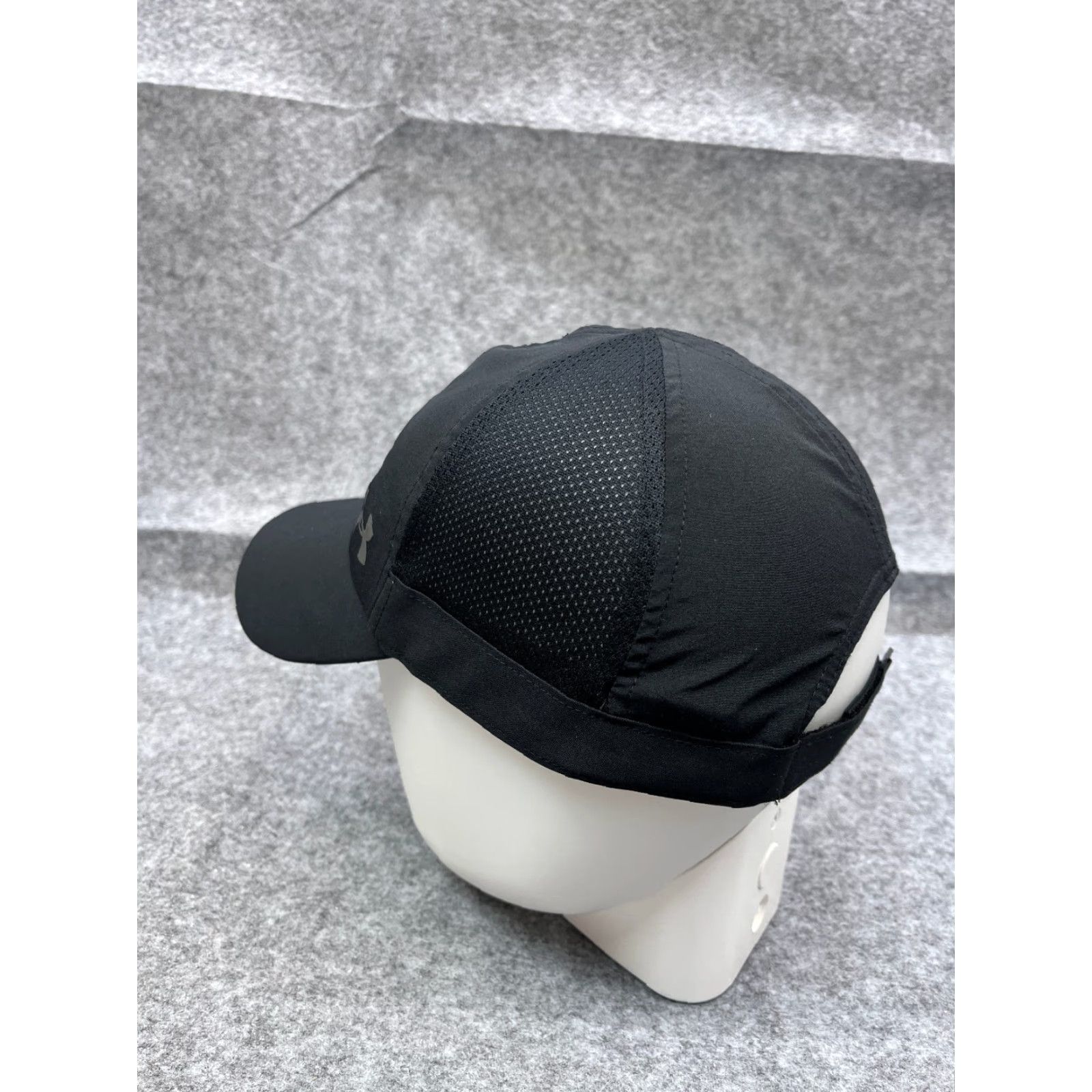 Under Armour VINTAGE Under Armour Hat Cap Strap Back Womens One Size Black Polyester Blend Stretch Size ONE SIZE - 5 Thumbnail