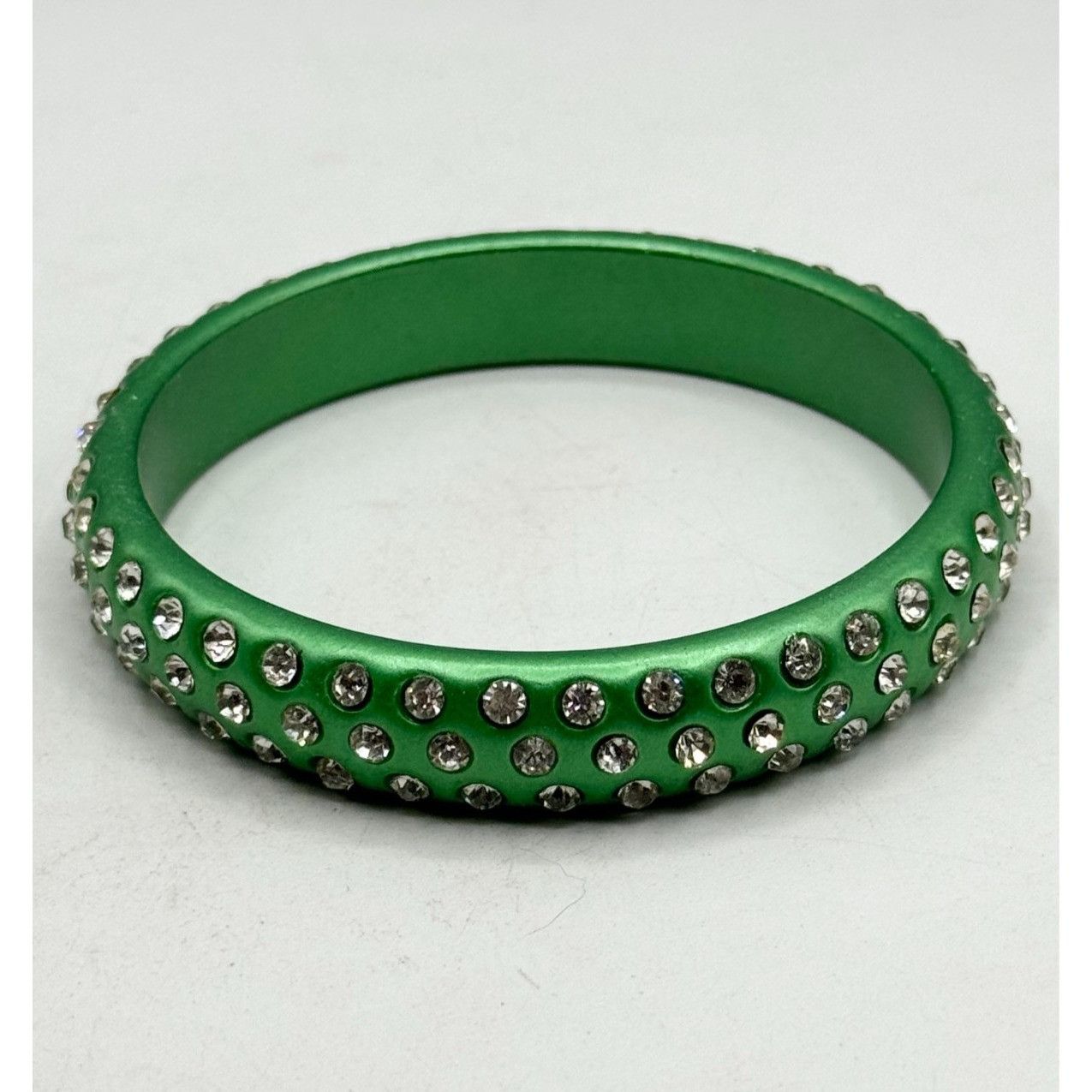 Vintage Vintage green rhinestone bangle bracelet Size ONE SIZE - 1 Thumbnail