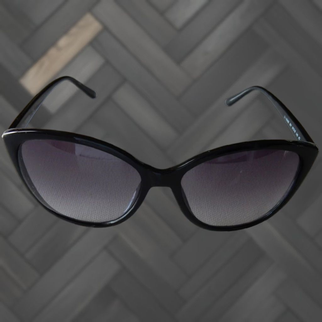 Calvin Klein VINTAGE Calvin Klein Sunglasses 19543 001 Women's Black 57mm UV Protection 90s Size ONE SIZE - 1 Thumbnail