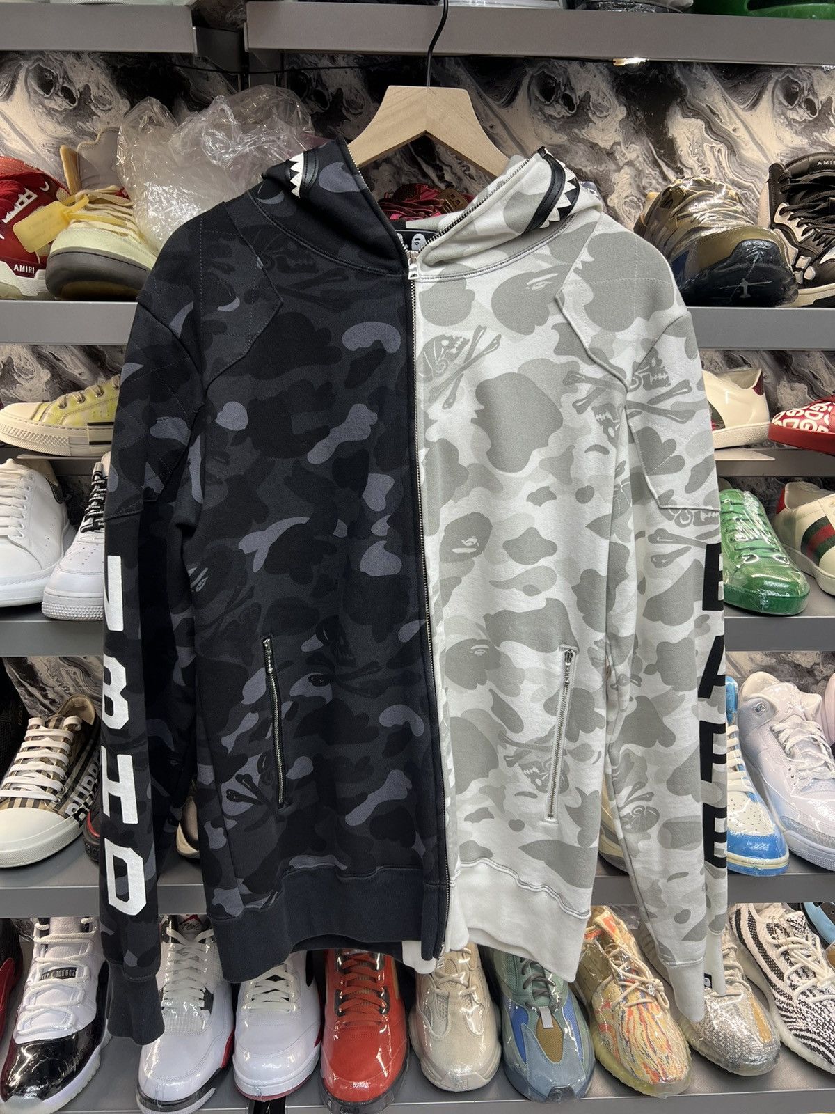 Bape Bape x NEIGHBORHOOD Split Camo Shark Hoodie Size US XL / EU 56 / 4 - 1 Thumbnail