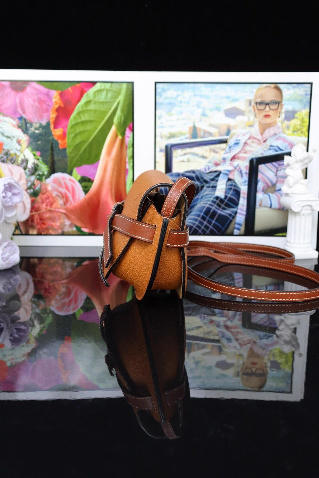Loewe Loewe Gate Saddle Bag Mini Caramel 18 Size ONE SIZE - 3 Thumbnail