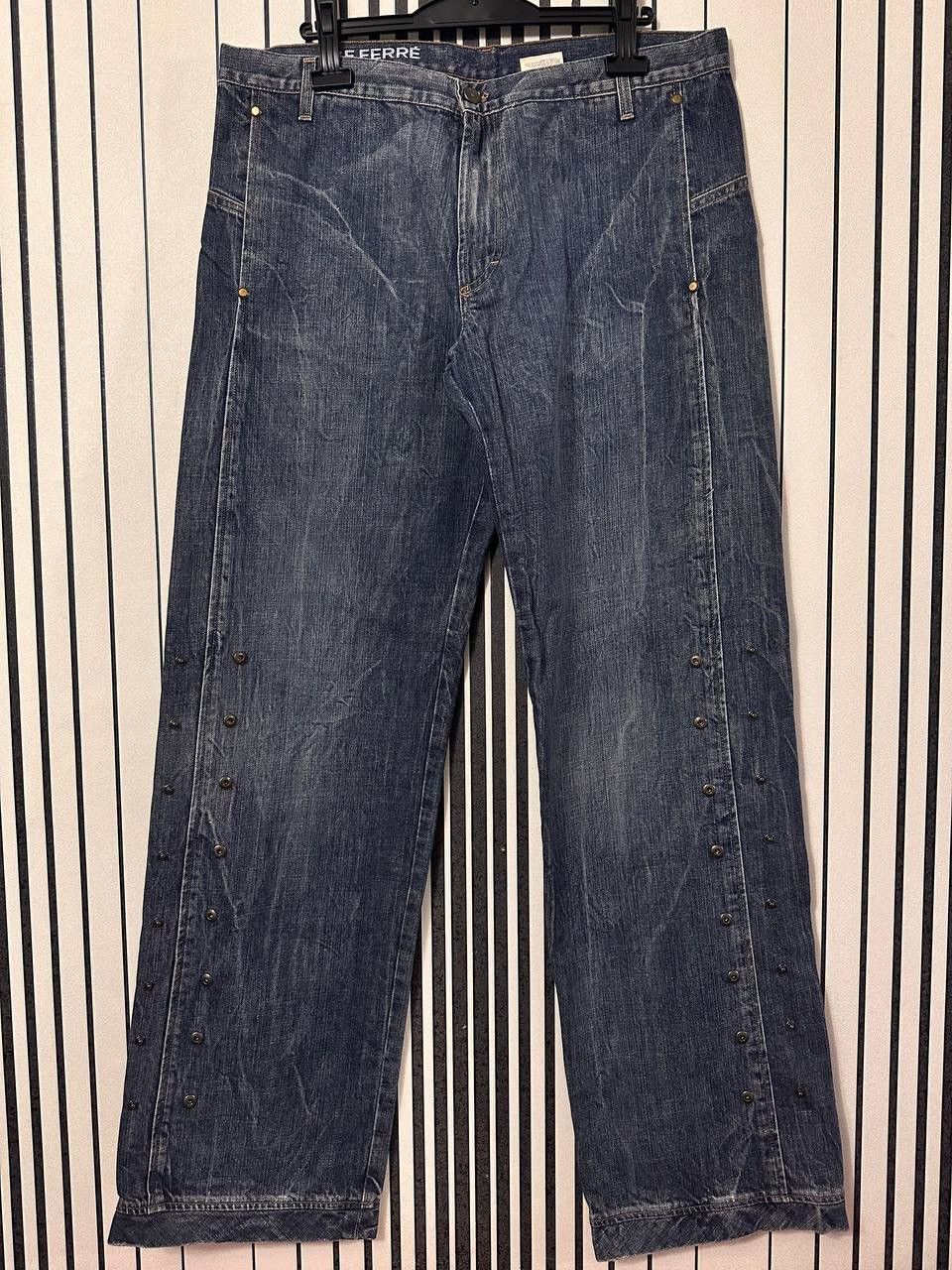 Gianfranco Ferre × Vintage 2004 Gianfranco Ferre Studded Faded Y2k Denim Pants Size US 38 / EU 54 - 1 Thumbnail