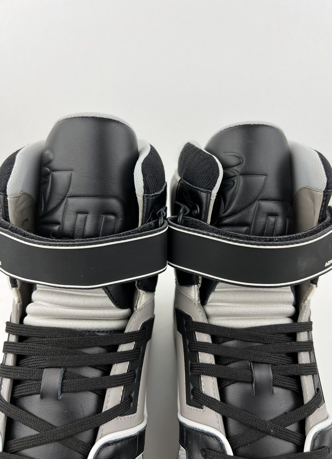 Louis Vuitton LOUIS VUITTON Sneakers Hi-Top Trainer Shoes Virgil Abloh 408 Size US 9 / EU 42 - 10 Thumbnail