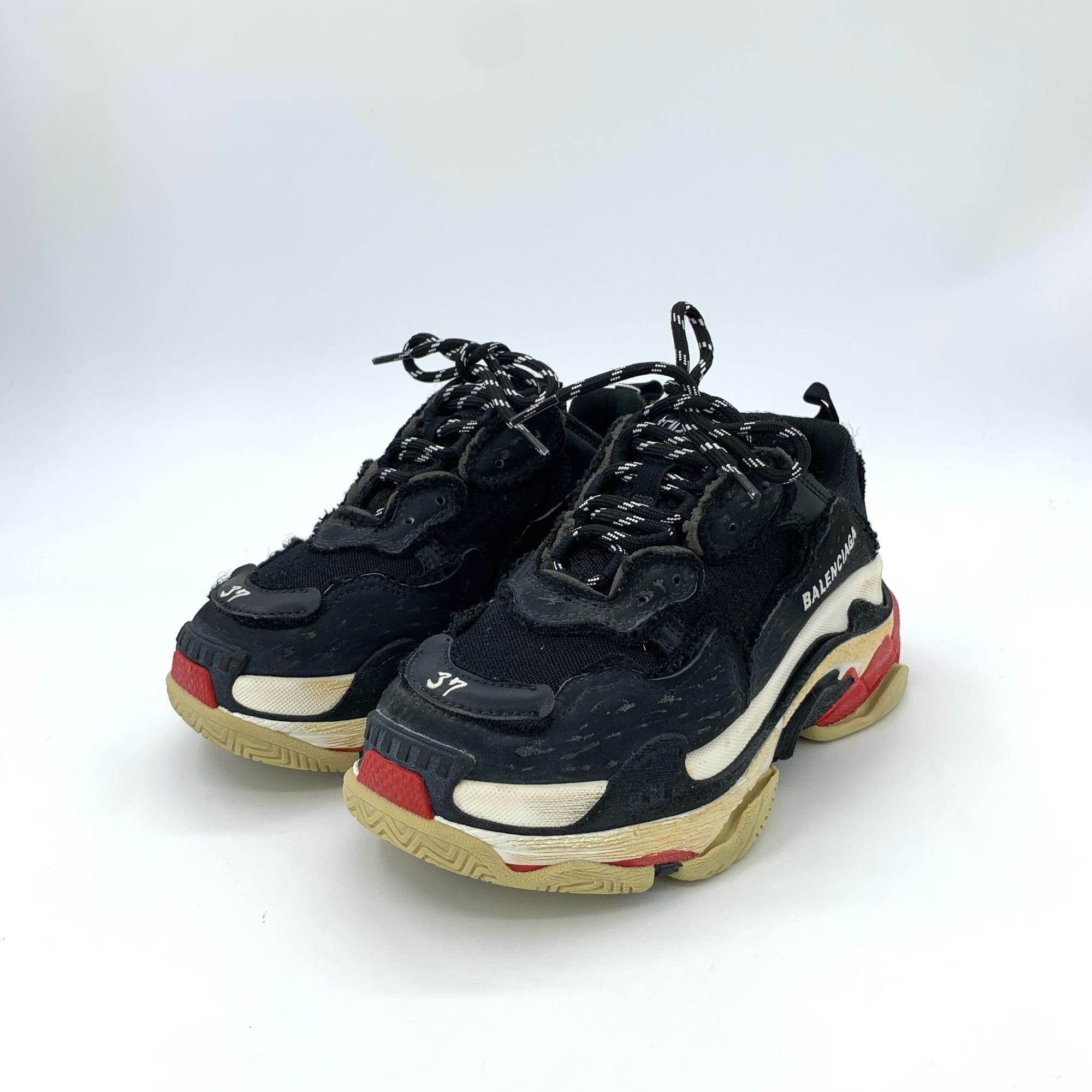 Balenciaga Balenciaga Triple S Womens Black Lace-Up Platform Sneakers S Size US 7 / IT 37 - 1 Thumbnail