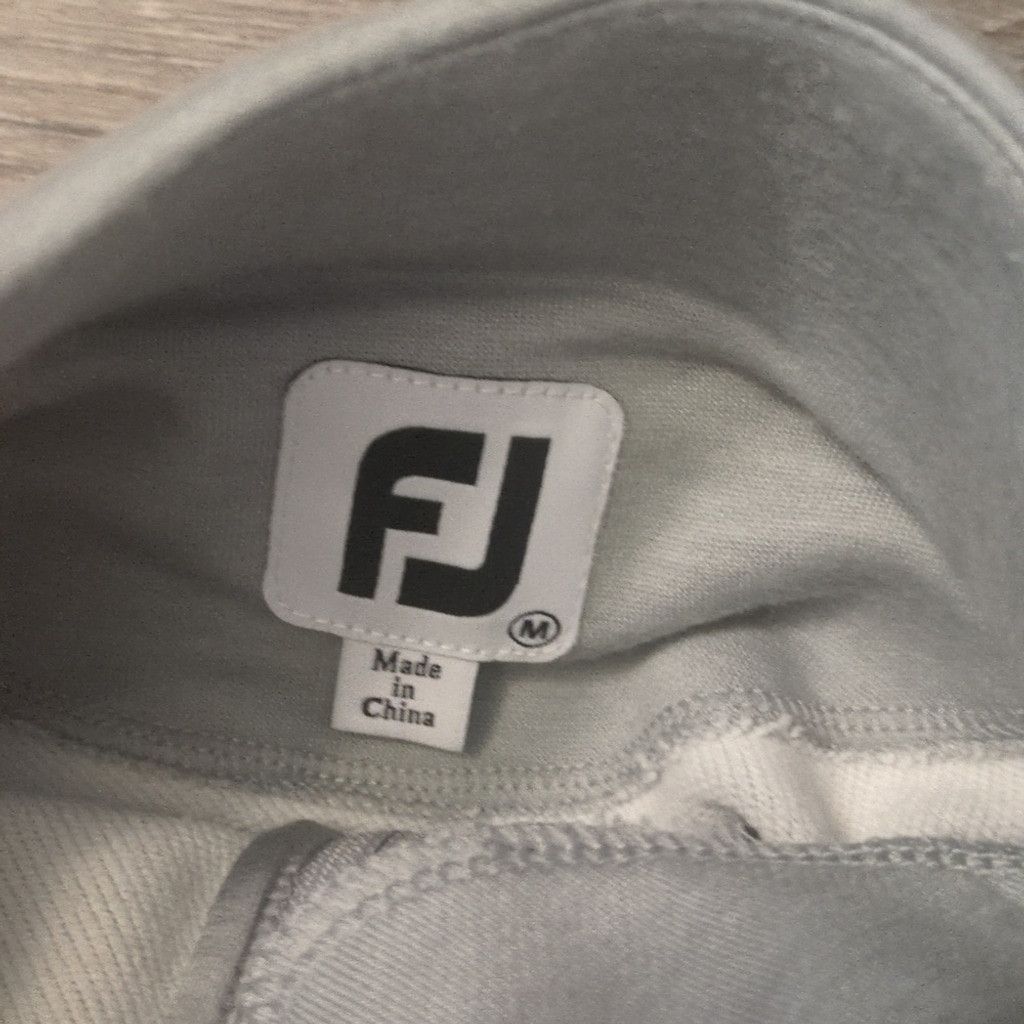 Footjoy Footjoy gray white color block 1/2 zip pullover size medium Size US M / EU 48-50 / 2 - 3 Thumbnail