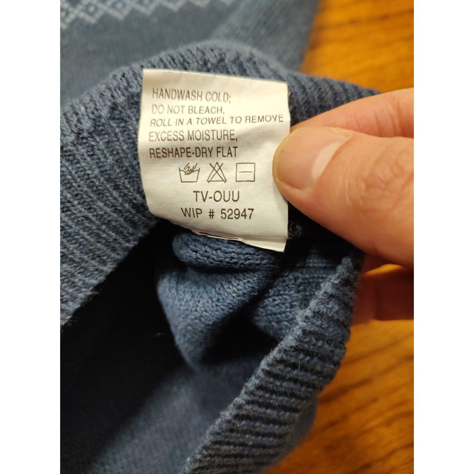 Vintage VINTAGE Woolrich Sweater Womens L Dark Blue Fair Isle Winter Deer Toggle Clasps Shirt Pullover Christmas Holiday Nature Outdoor Animals Size L / US 10 / IT 46 - 5 Thumbnail
