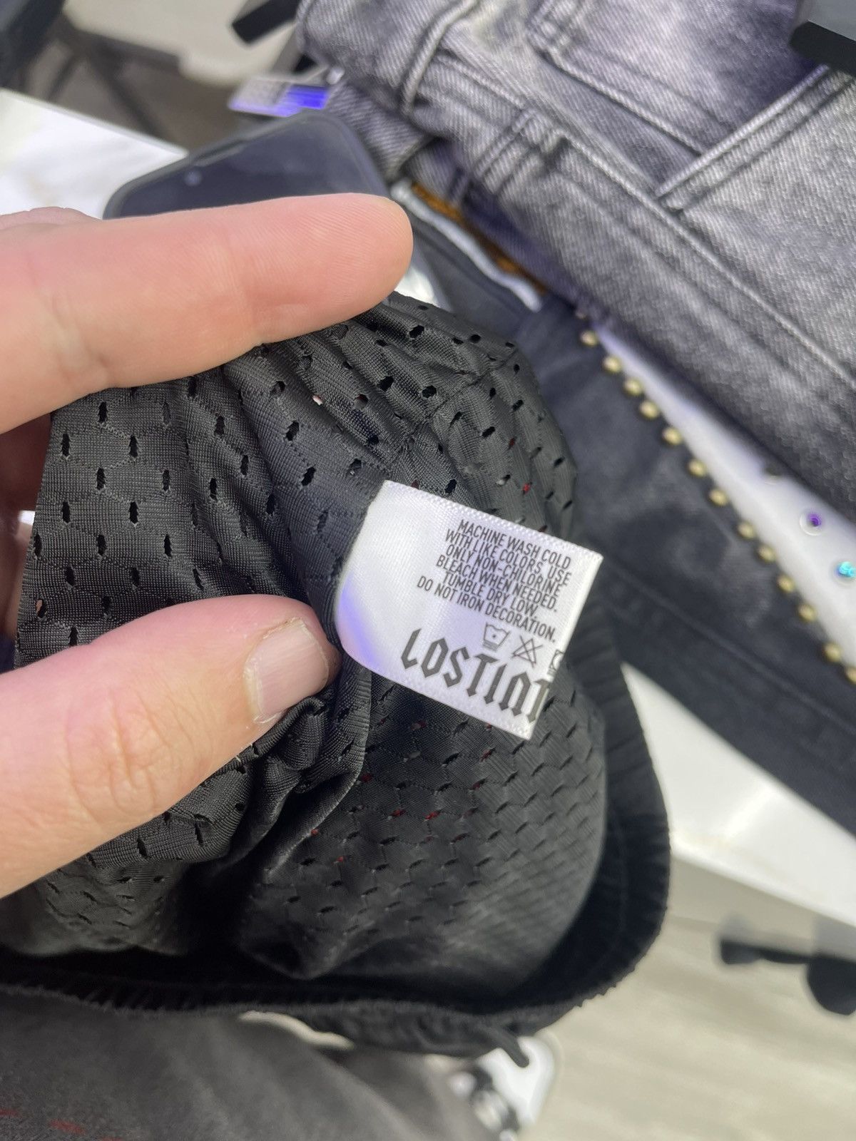 LOST INTRICACY Lost intricacy shorts (black/red) Size US 28 / EU 44 - 5 Thumbnail