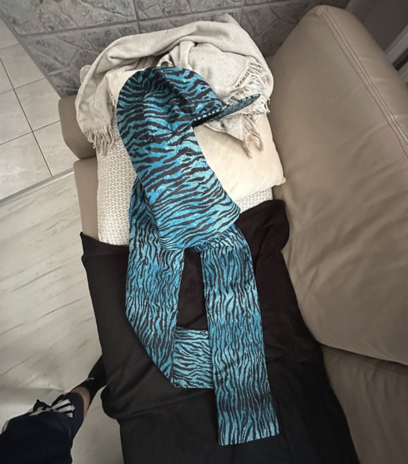 H&M × Kenzo Kenzo x H&M hat cap with scarf Size ONE SIZE - 1 Thumbnail