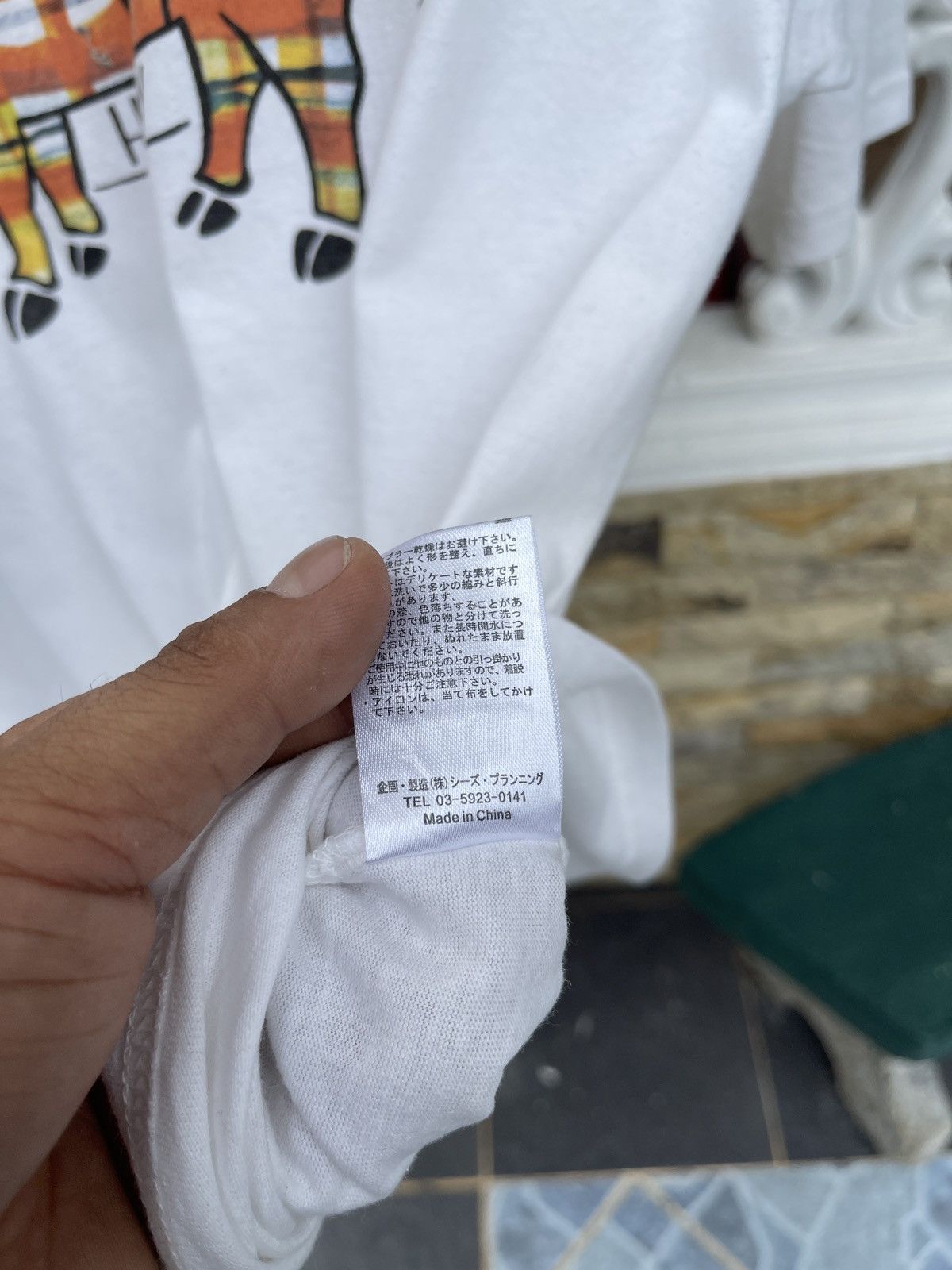 Vintage Last Drop🔥Rare🔥Vintage Drug Store’s Big Pig Logo T sHirt Size US L / EU 52-54 / 3 - 8 Thumbnail