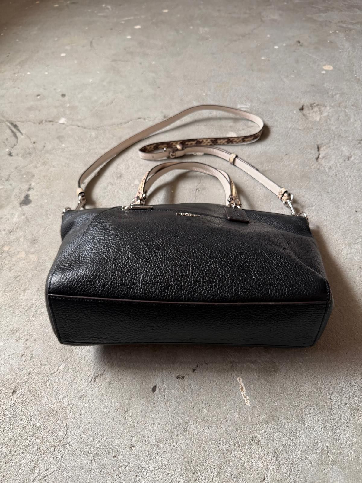 Coach Coach 2Way Leather Praire Shoulder Bag Black Size ONE SIZE - 4 Thumbnail