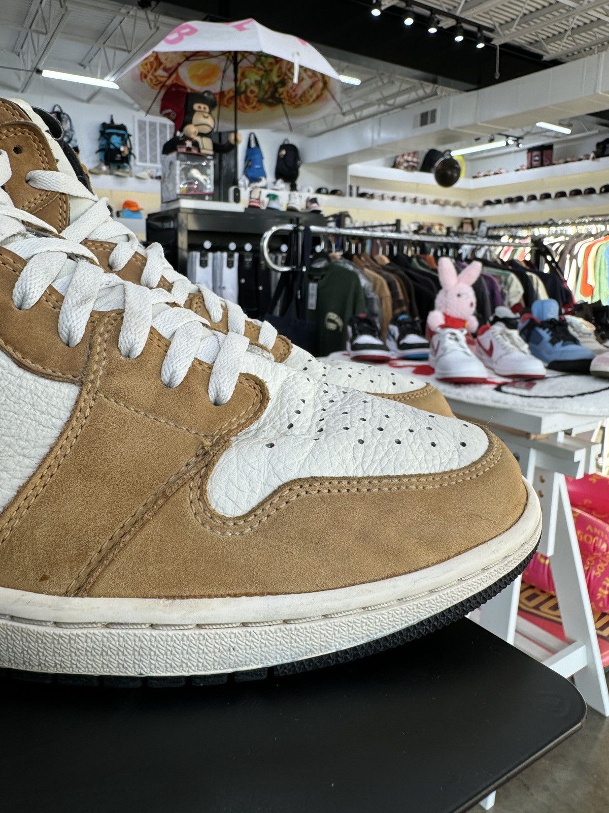 Jordan Brand × Nike Nike Air Jordan 1 ROTY “Rookie Of The Year” size 13 (2018) Size US 13 / EU 46 - 9 Thumbnail
