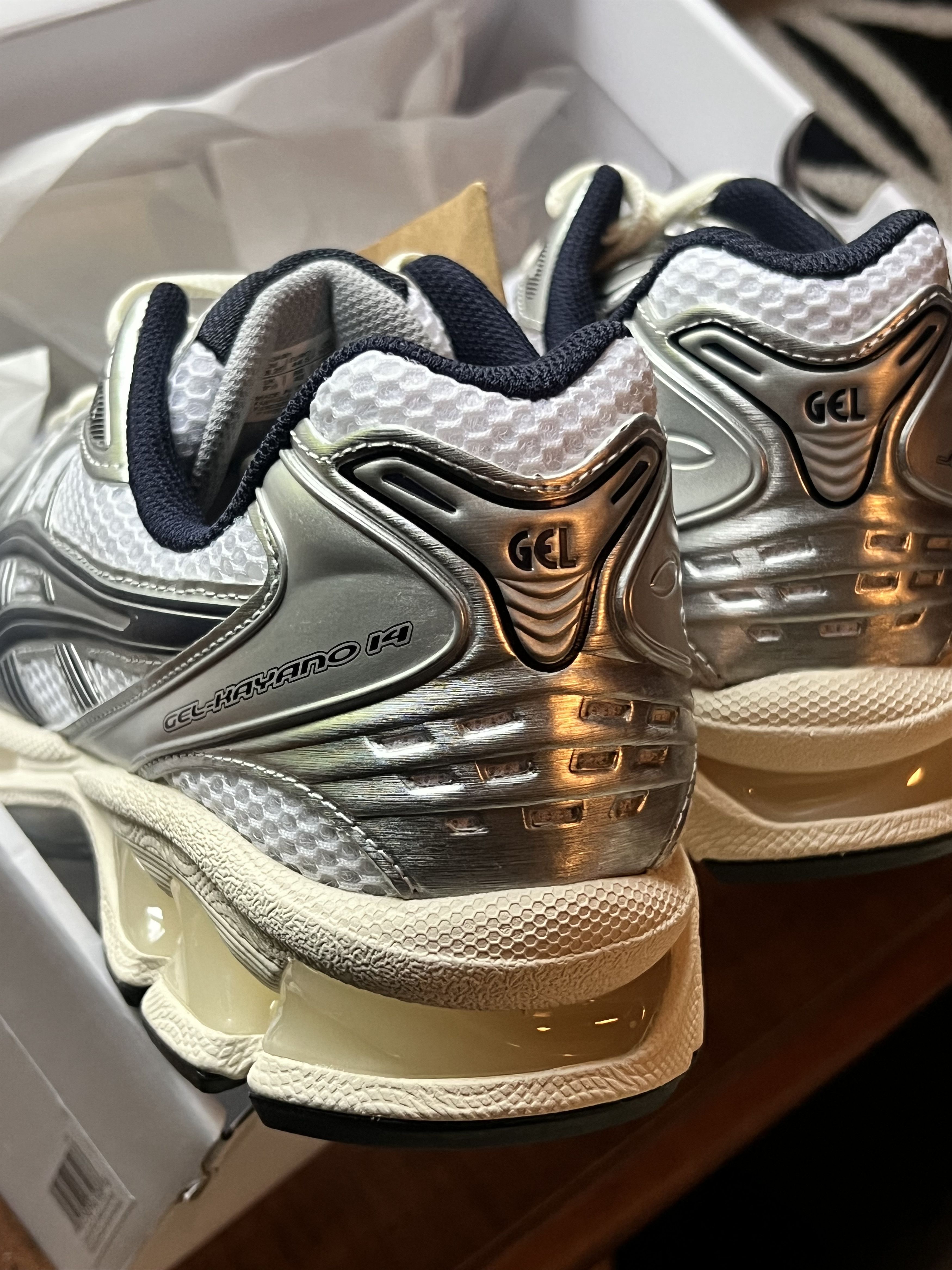 Asics × JJJJound Asics x JJJJound Kayano 14s Size US 10.5 / EU 43-44 - 6 Thumbnail