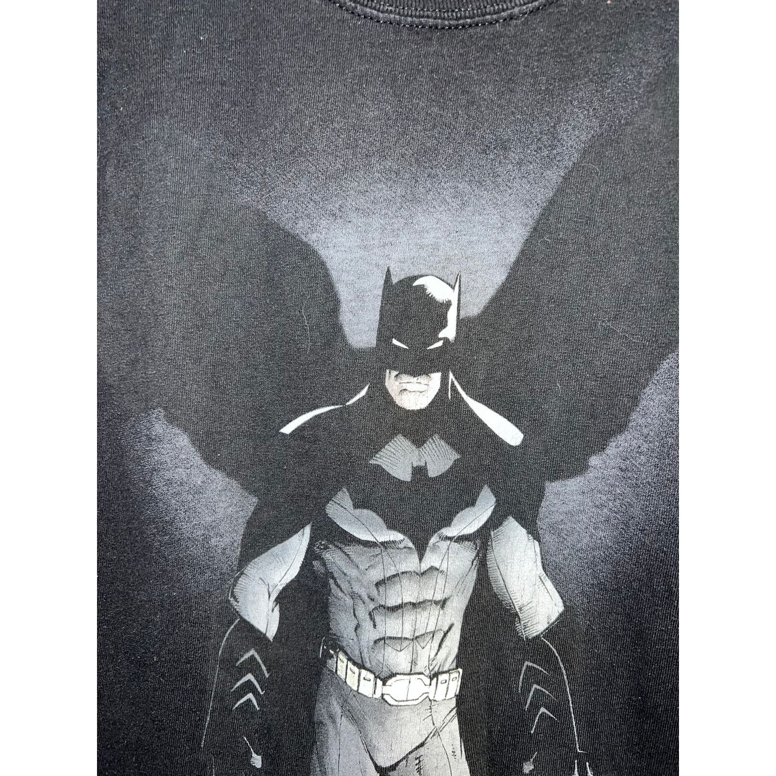 Hanes Batman The Dark Knight Shirt 2013 DC Comics Black Tee Medium Size US M / EU 48-50 / 2 - 3 Thumbnail