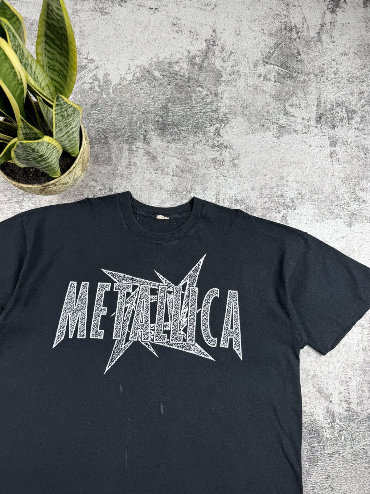 Metallica Metallica USA 1995 1996 Rock Rap Hip Hop Faded T Shirt Tee Size US XL / EU 56 / 4 - 14 Thumbnail