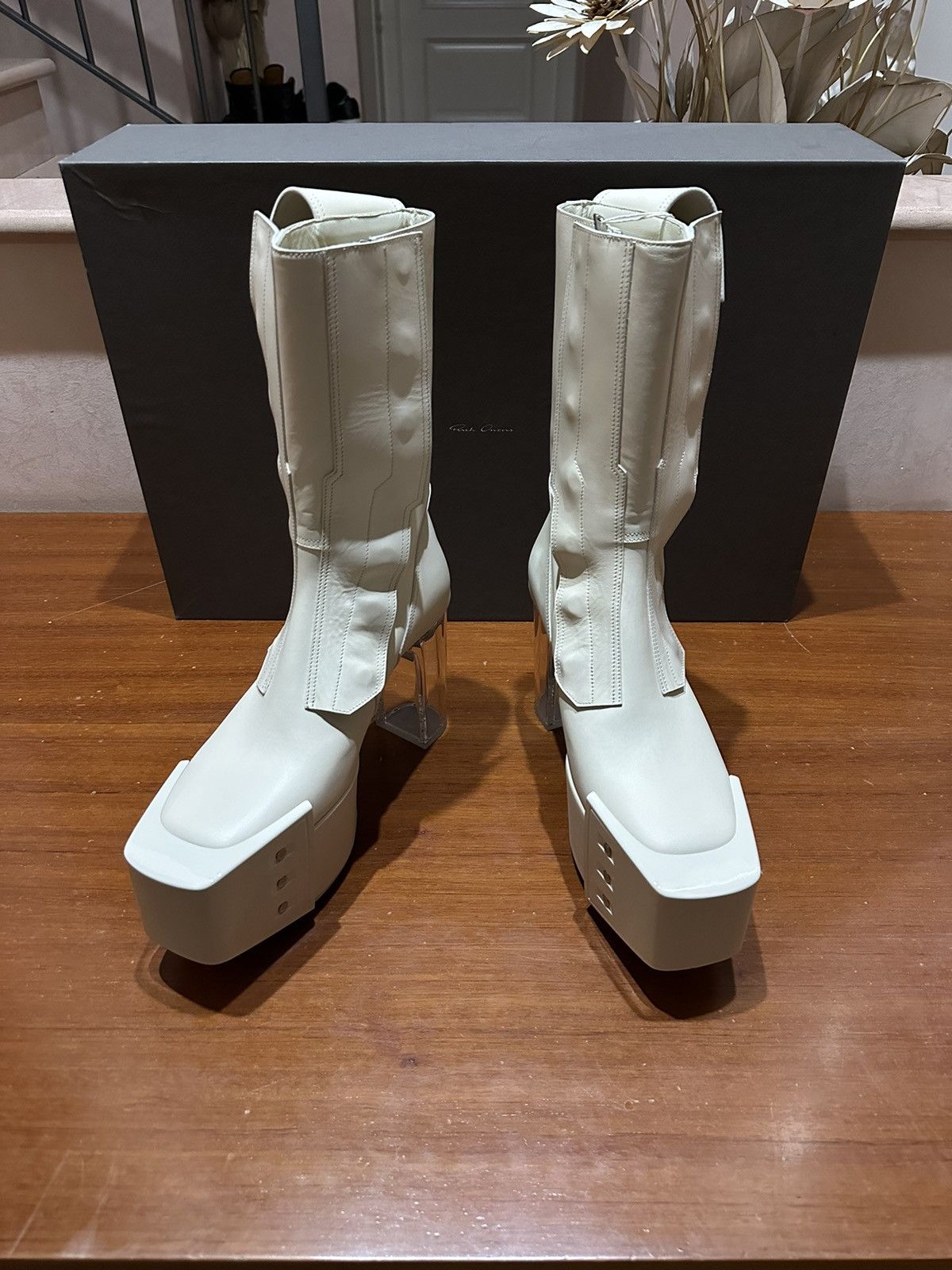 image of Rick Owens Fogachine Armor Kiss Heel Shoes Boots in White, Men's (Size 8)