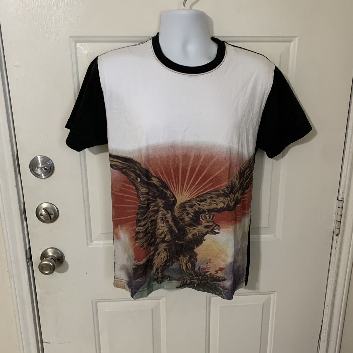 Neighborhood Great Eagle with Kings Crown graphic tee NWT Size US M / EU 48-50 / 2 - 6 Thumbnail