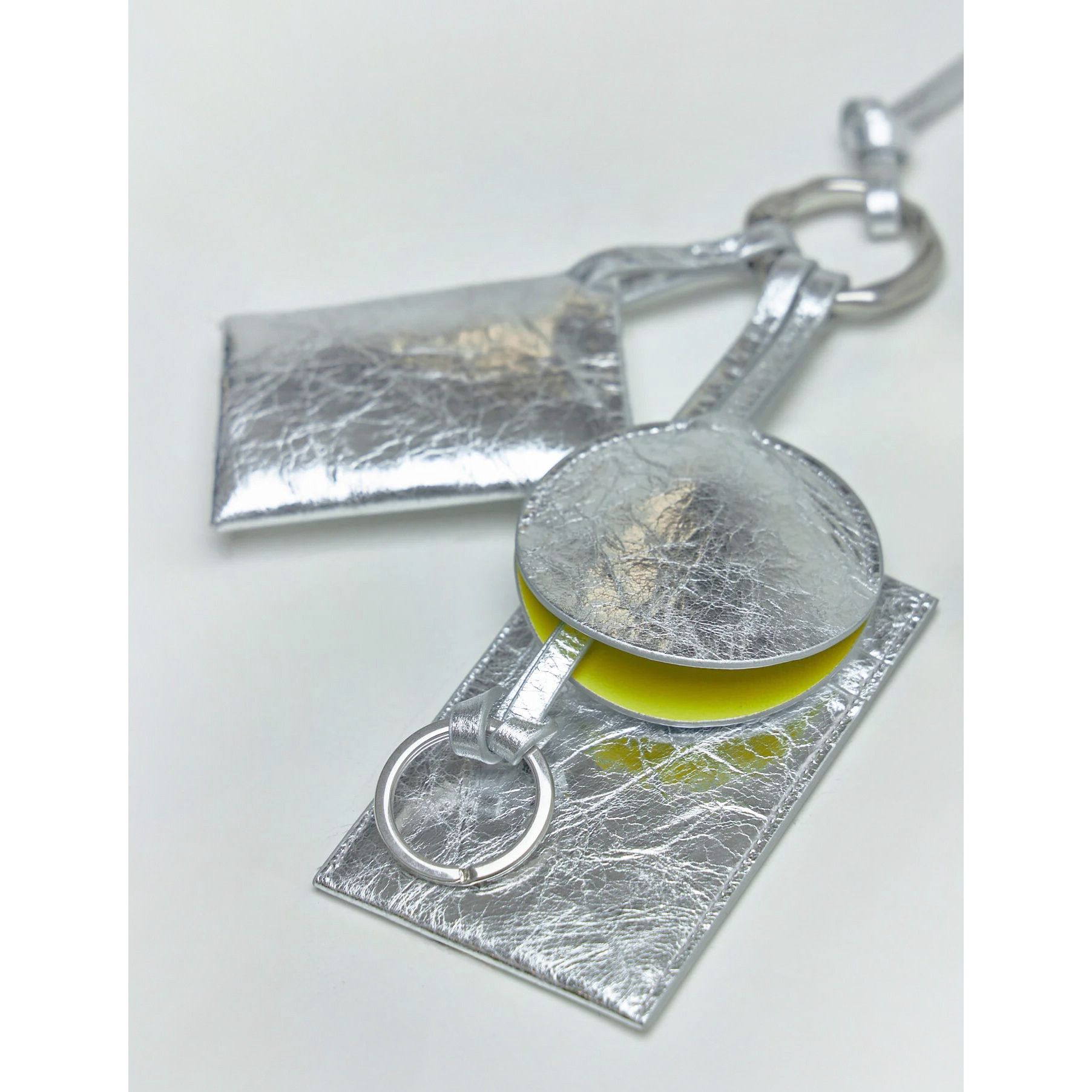 Jil Sander o1mt1gz0725 Size: OS / Wallet in Silver Size ONE SIZE - 4 Thumbnail