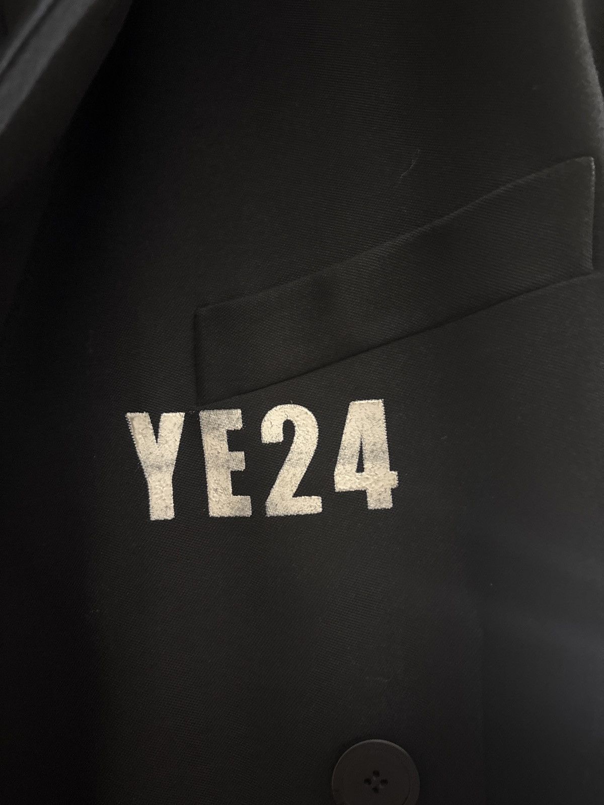 Balenciaga Balenciaga 24 evening wear kanye west 1of1 Size US L / EU 52-54 / 3 - 2 Thumbnail