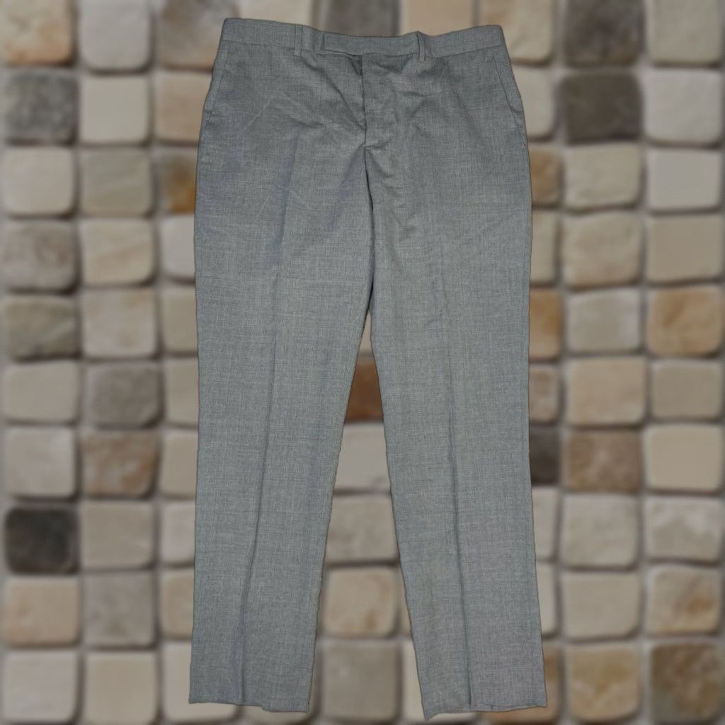 Paul Smith Paul Smith Dress Pants Mens 44 Gray Wool Tapered Leg Dress Pants Mens 44 Gray Wool Tapered Leg Size US 44 / EU 60 - 1 Thumbnail