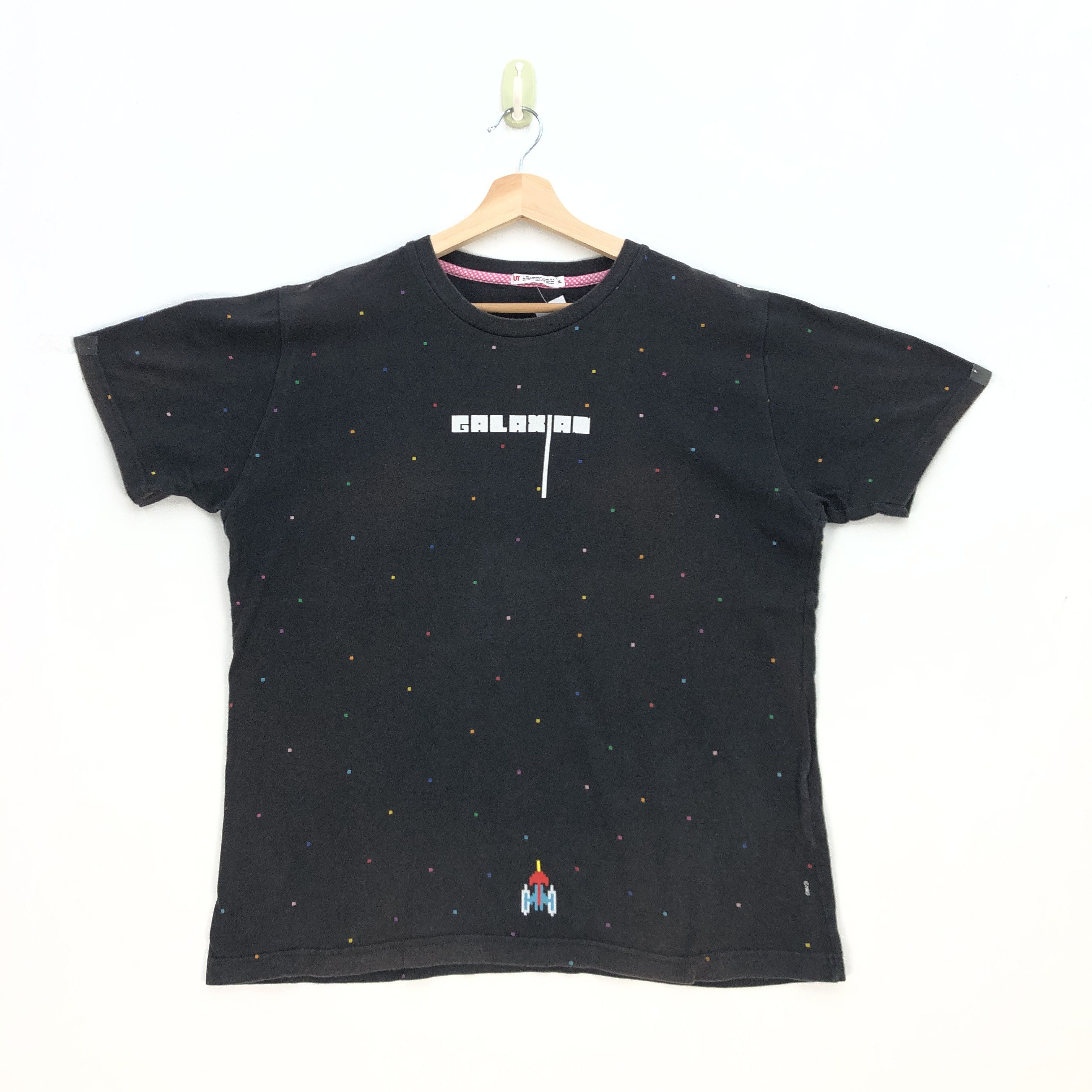 Vintage Vintage Y2K Uniqlo T Shirt Galaxias Anime Games Tees Size US L / EU 52-54 / 3 - 1 Thumbnail