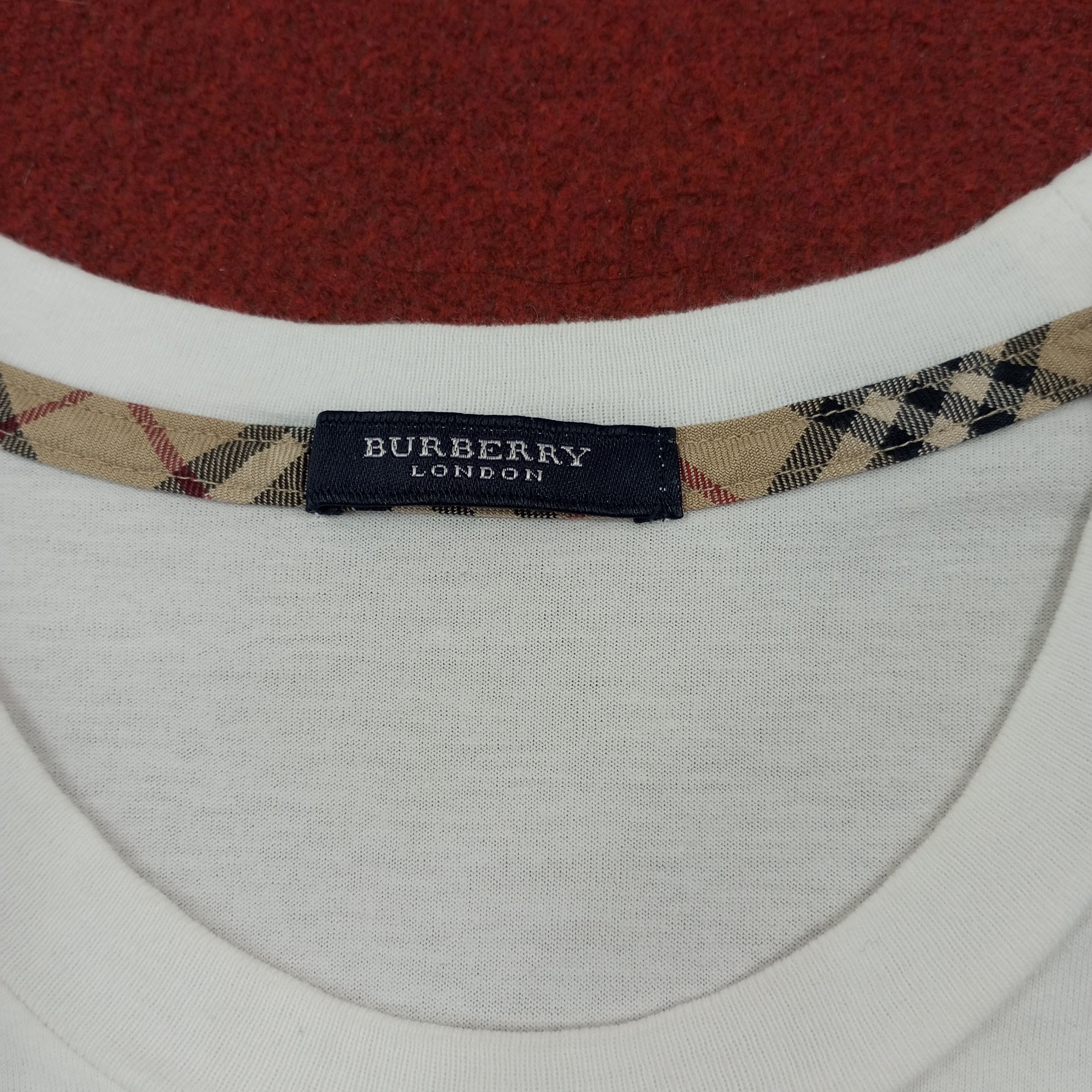 Burberry × Vintage Burberry London Fashion Brand Custom Art Tshirt Size US M / EU 48-50 / 2 - 5 Thumbnail
