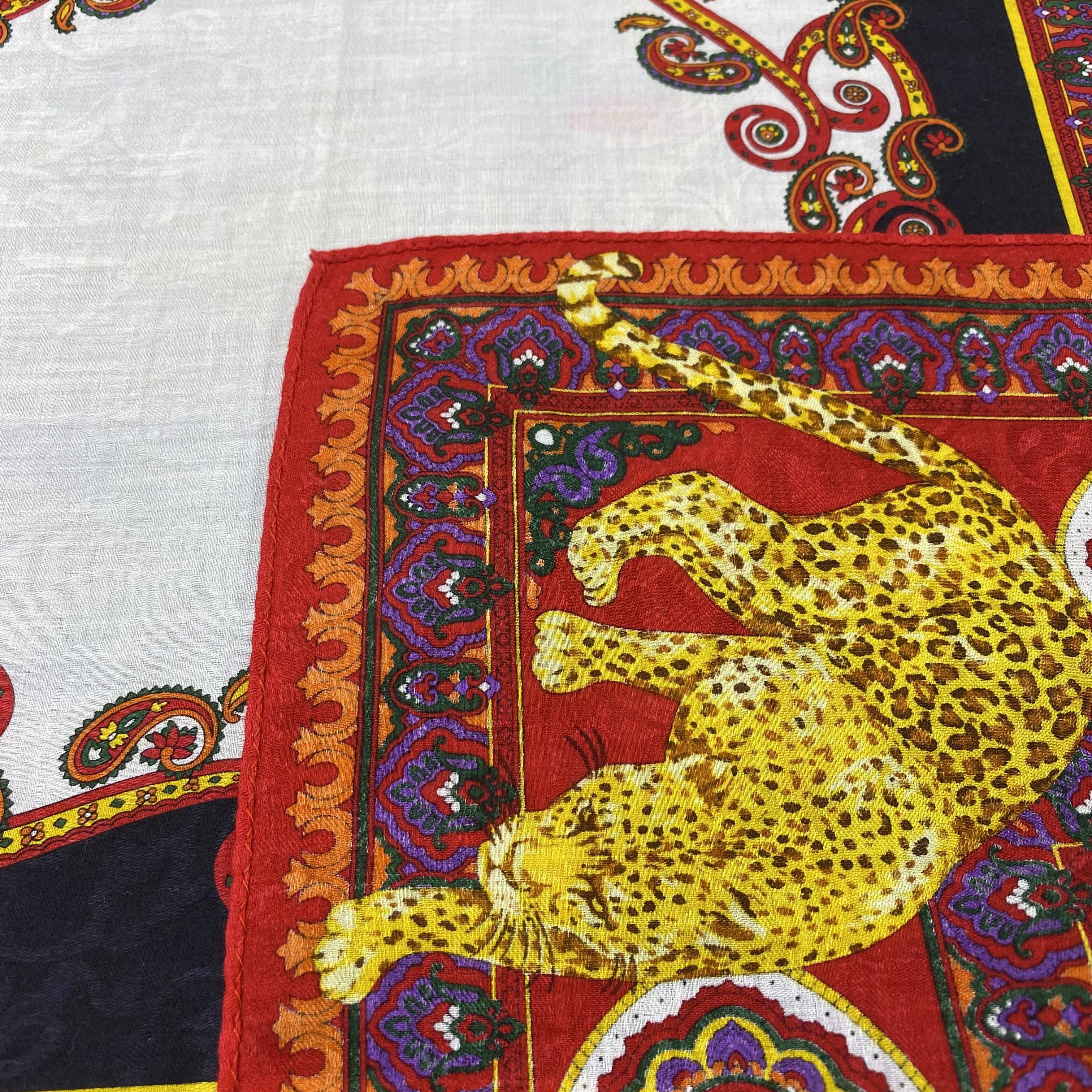 Vintage Leopard Motif Handkerchief / Bandana / Neckerchief-B2232 Size ONE SIZE - 6 Thumbnail